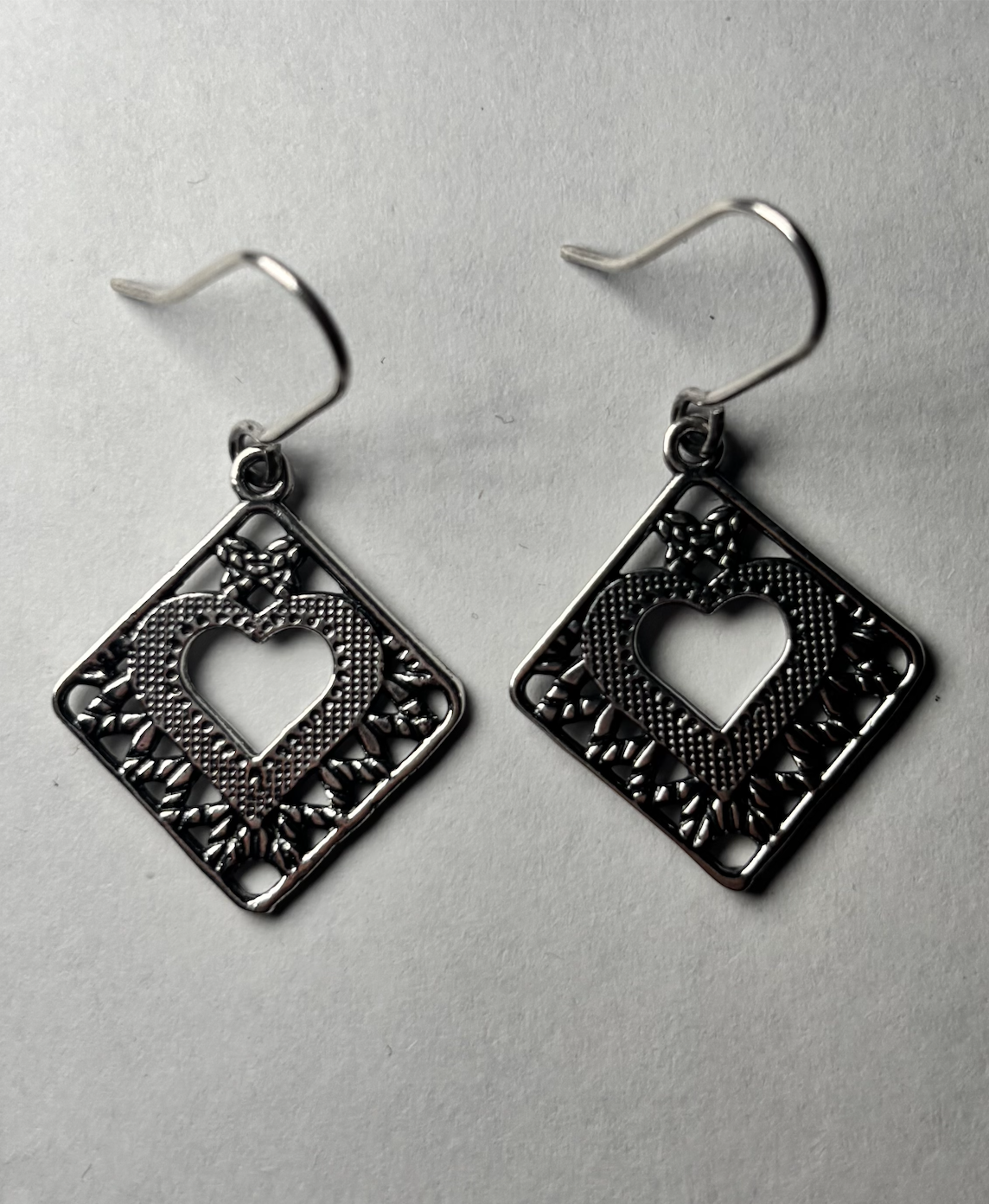 ARETES AMELIA