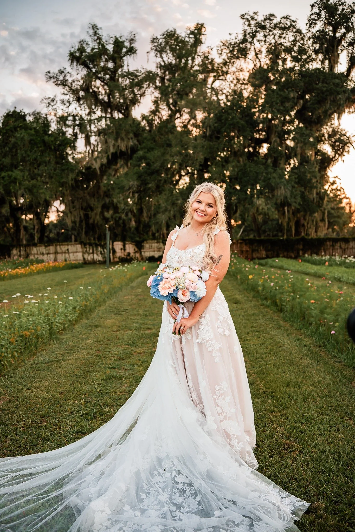 07-bridal-portrait-wildflowers.jpg