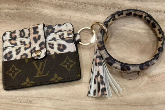Bangle Card Holder