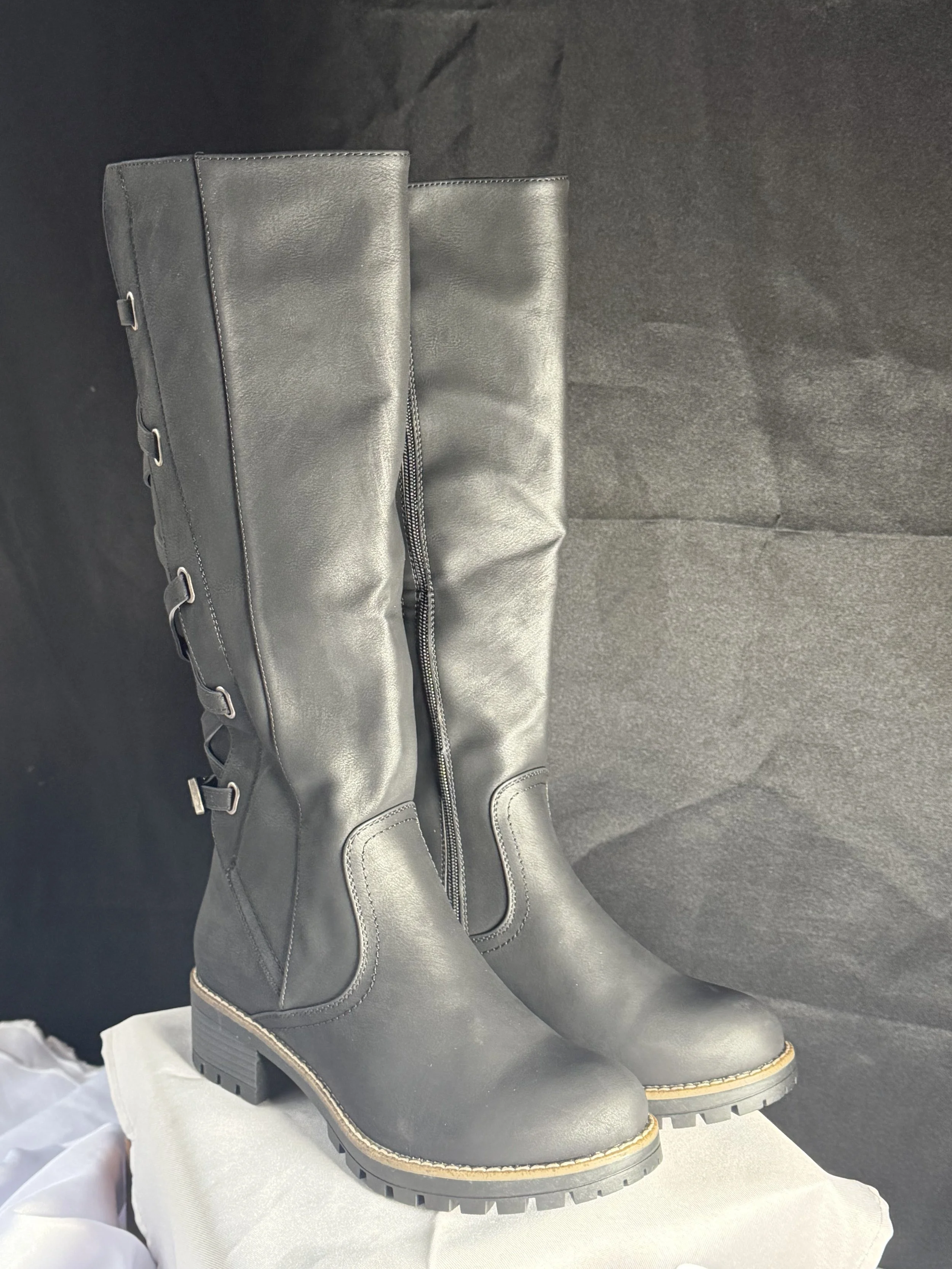 GlobalWin Black Lace-Up Knee-High Combat Boots