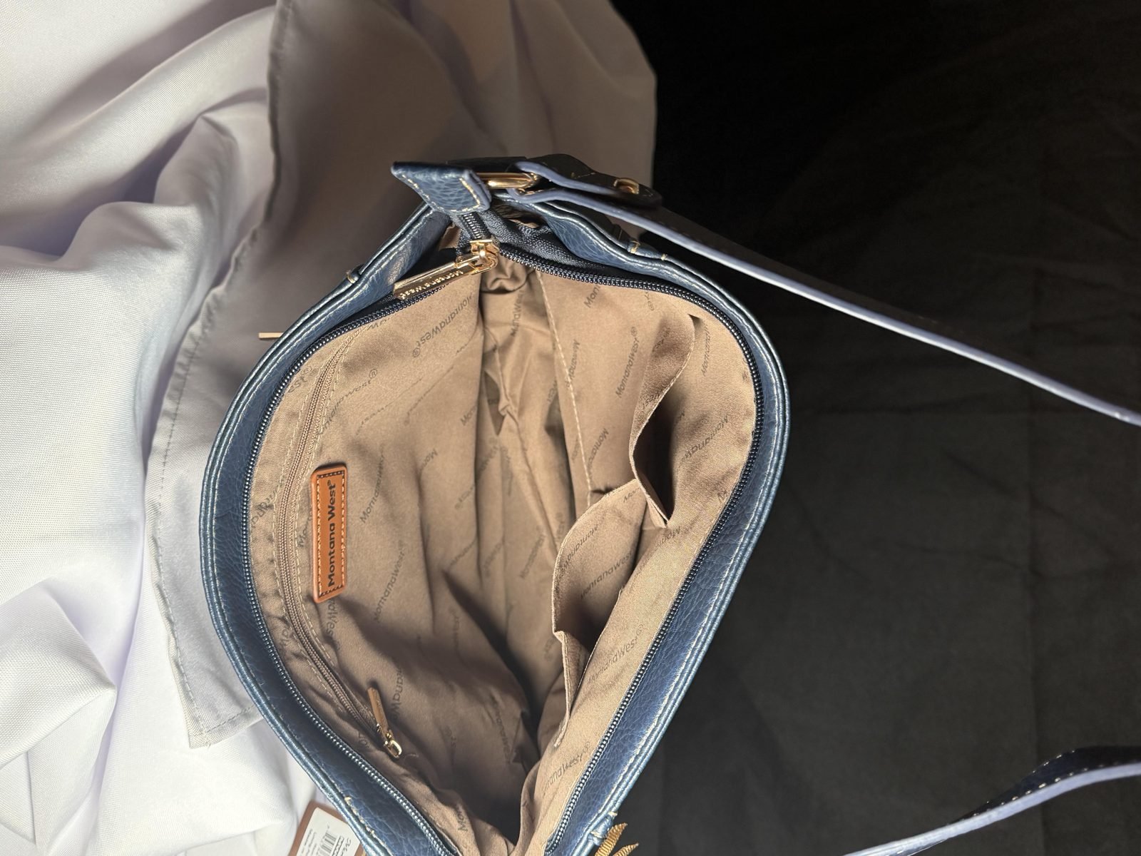 interior_upright_small.jpg