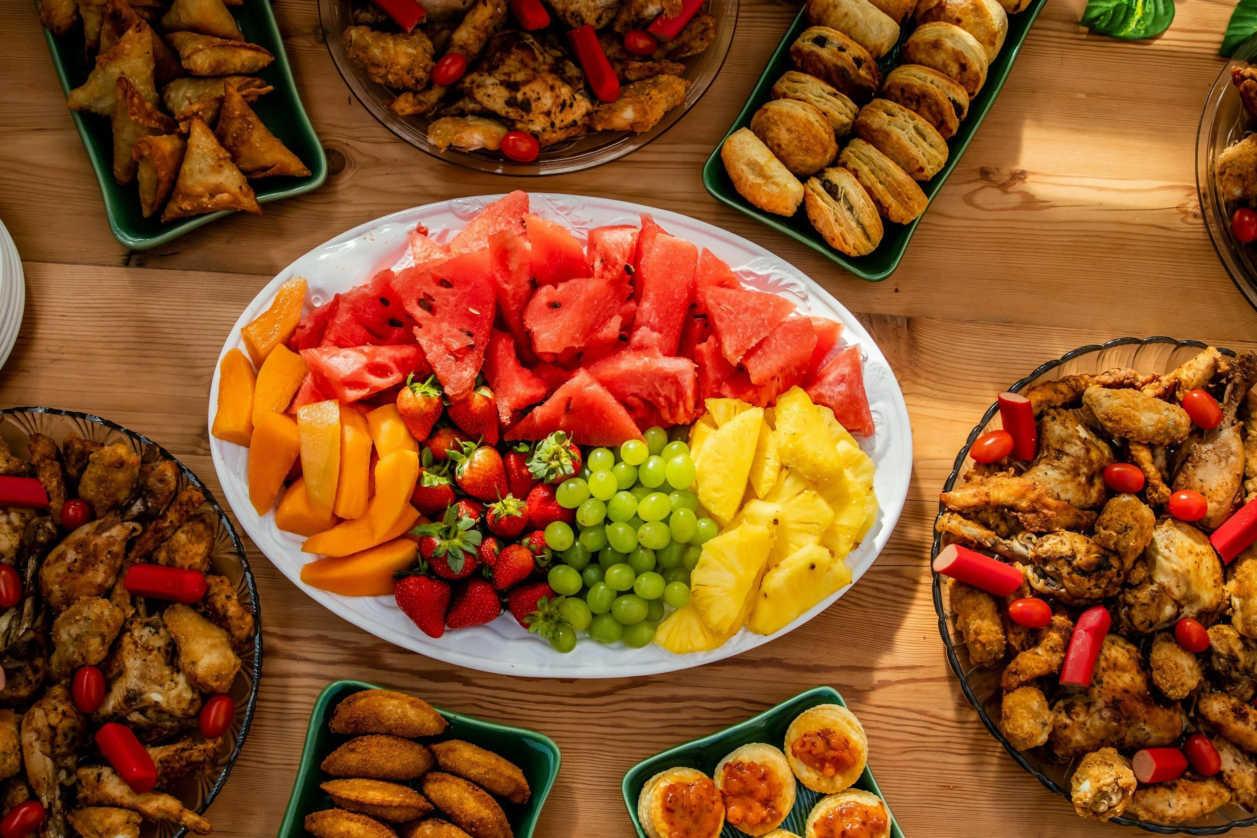 The Busy Mom’s Snack Bag Strategy: Road Trip Snacks That Keep Everyone Sane