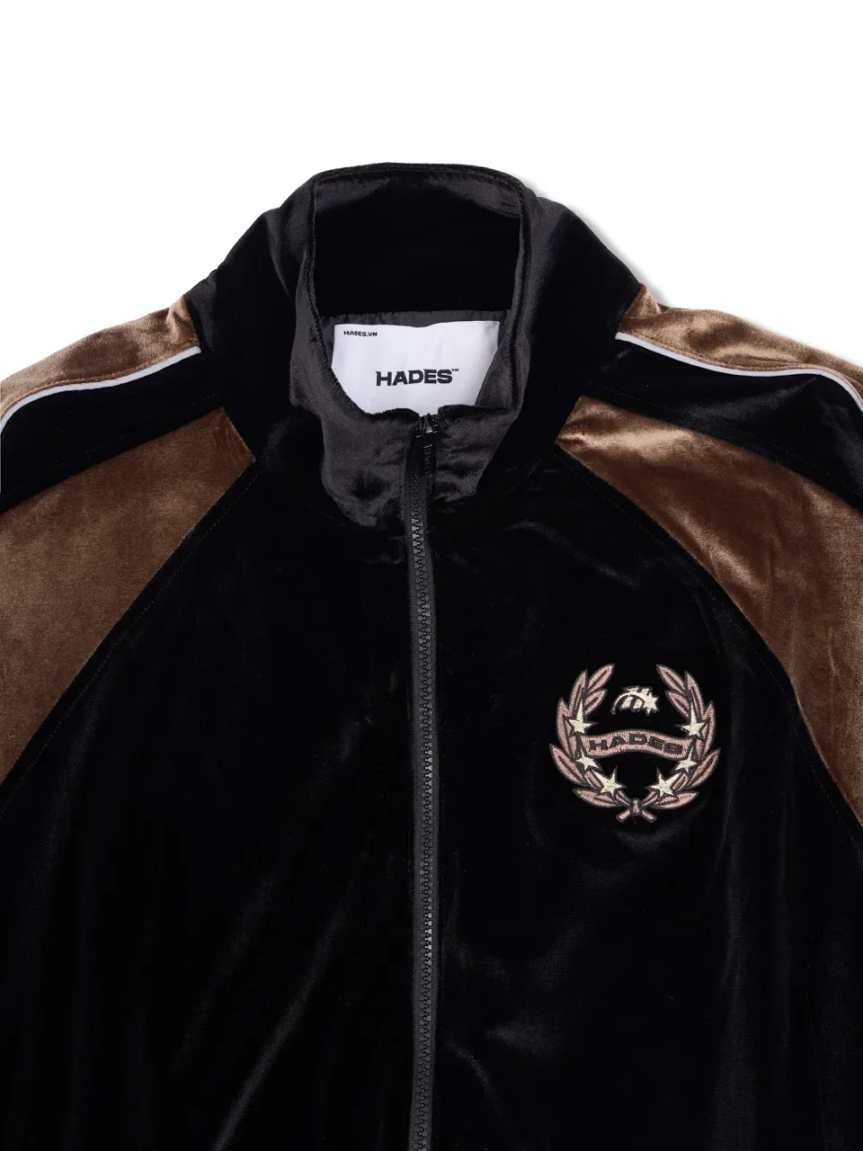 hades reign velvet jacket_4.webp