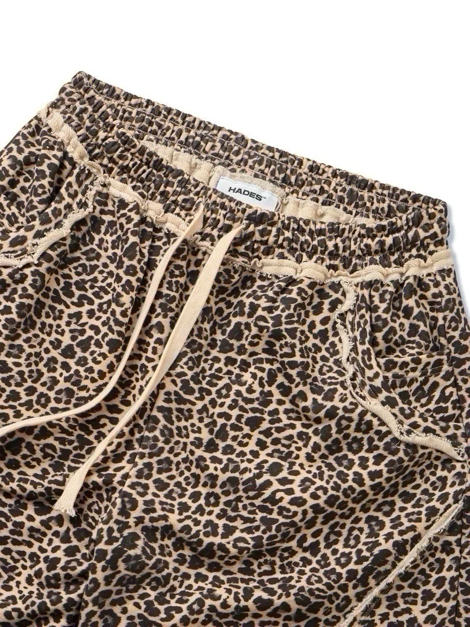 HADES RUGGED LEOPARD SHORTS_2.webp
