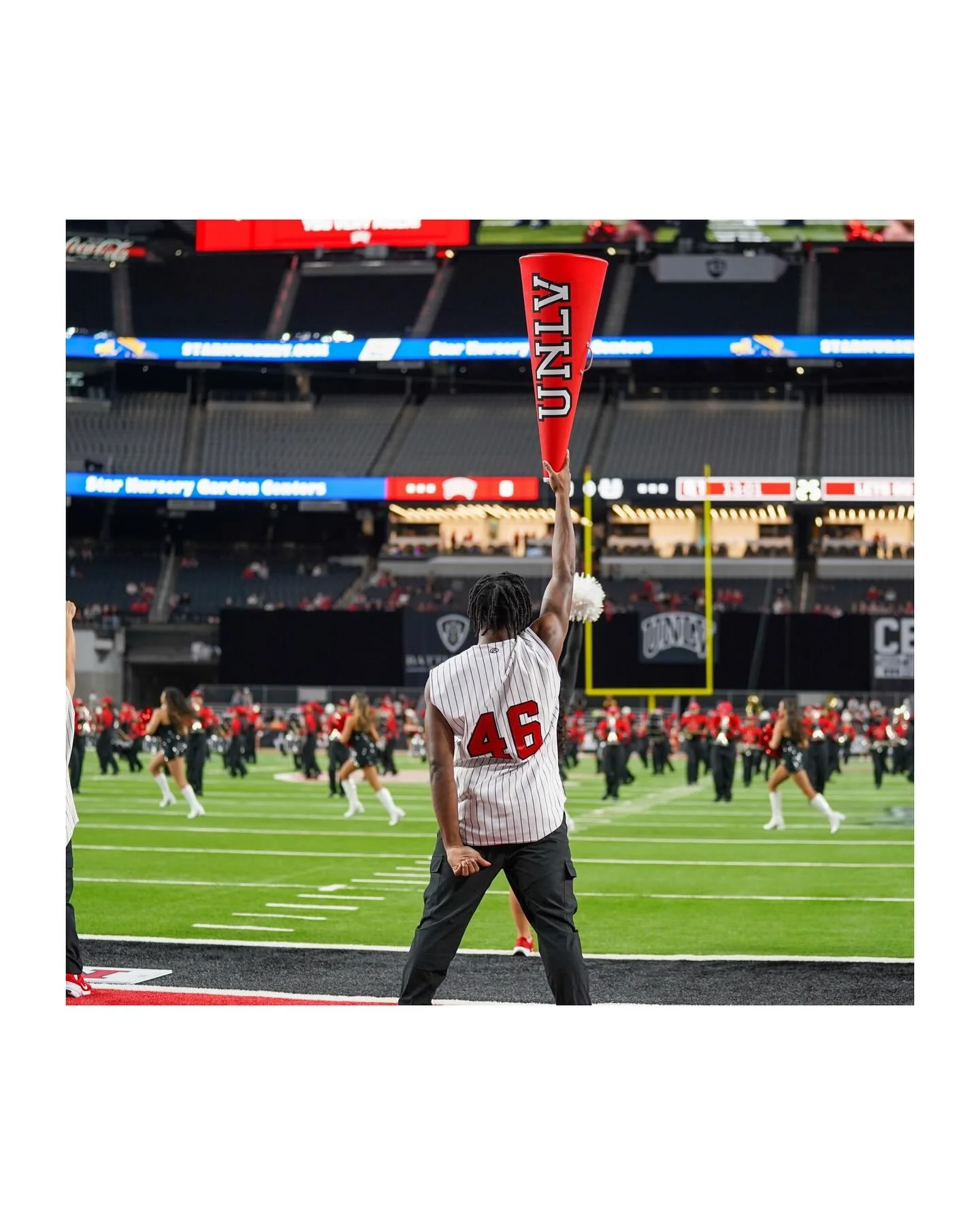 Flicks from @unlvfootball 29-26 win against Utah State 

#sportsphotographer📸 #unlvfootball #unlv #collegefootball

📸: @ksparrow_media