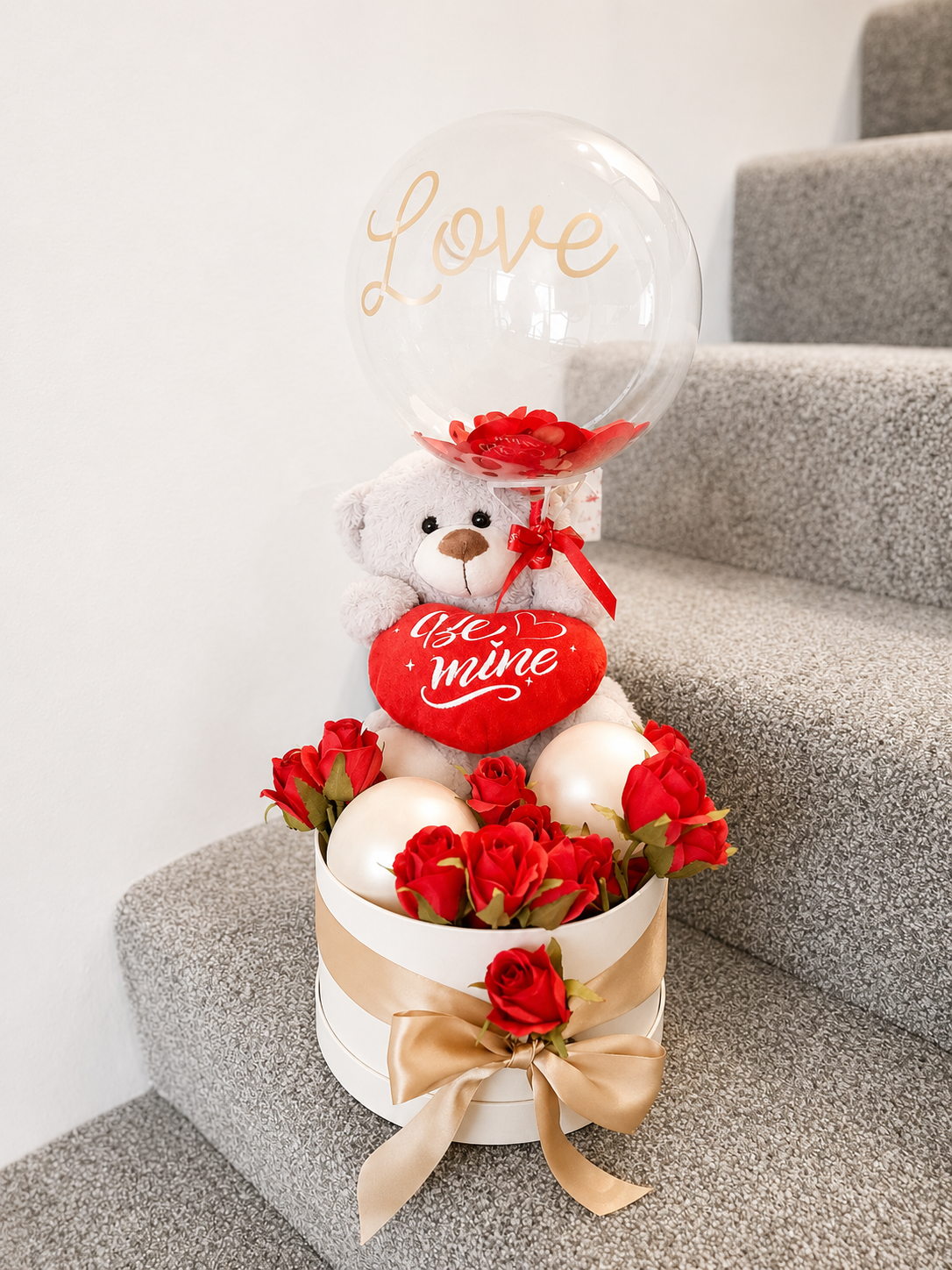 Love & Roses