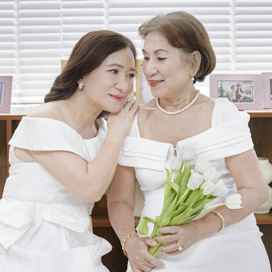 Đẹp Như Mẹ