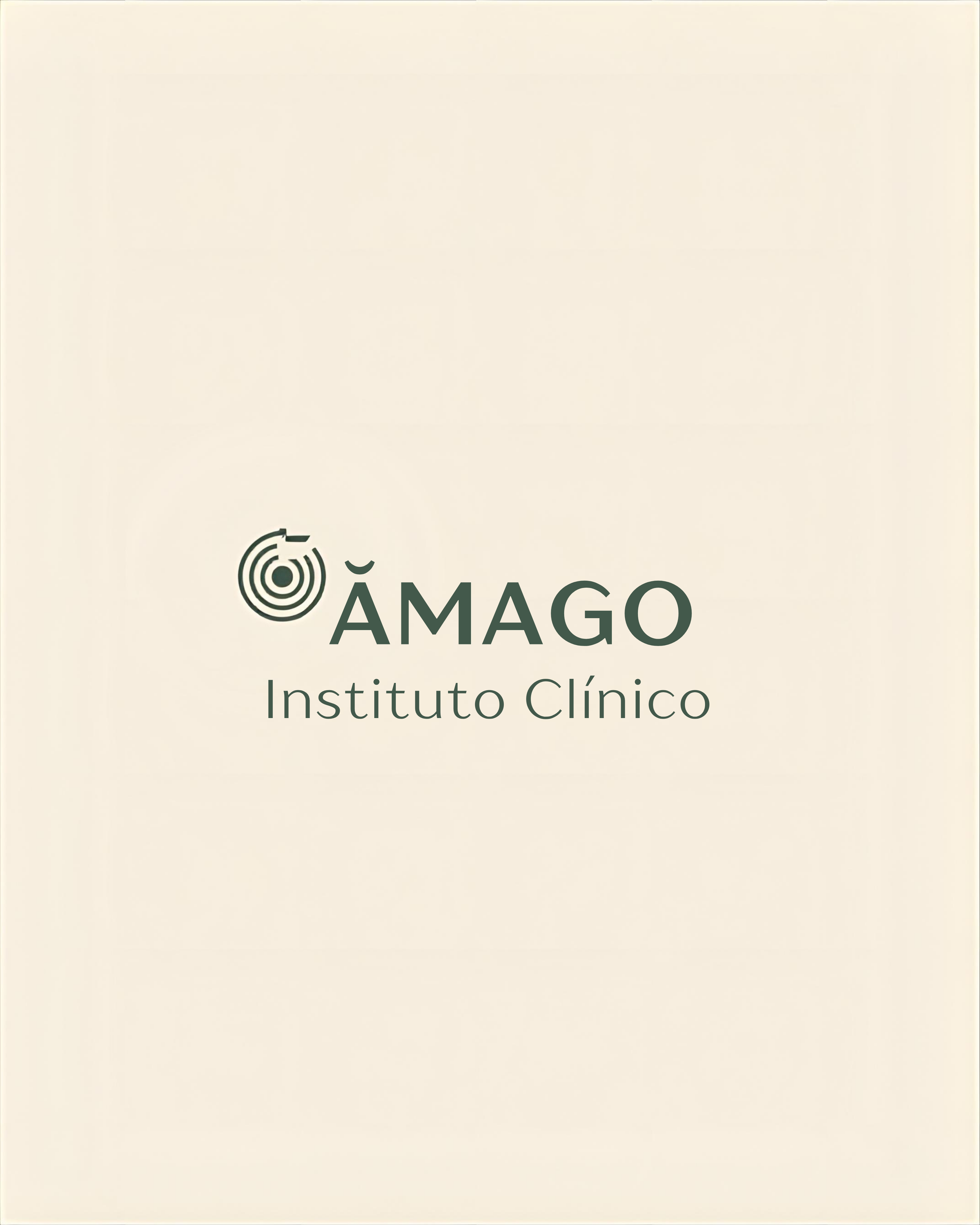 Imagem de uma embalagem da marca Ámatho, que é um Instituto Clínico, com fundo bege claro e logo na parte inferior esquerda.