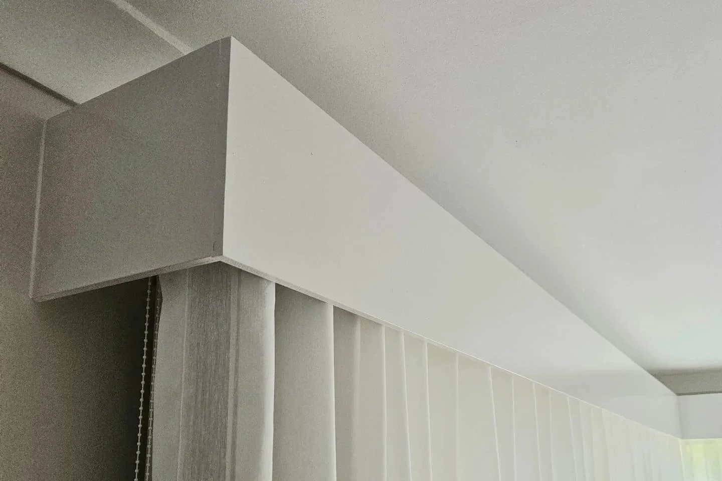 Painted MDF Pelmet