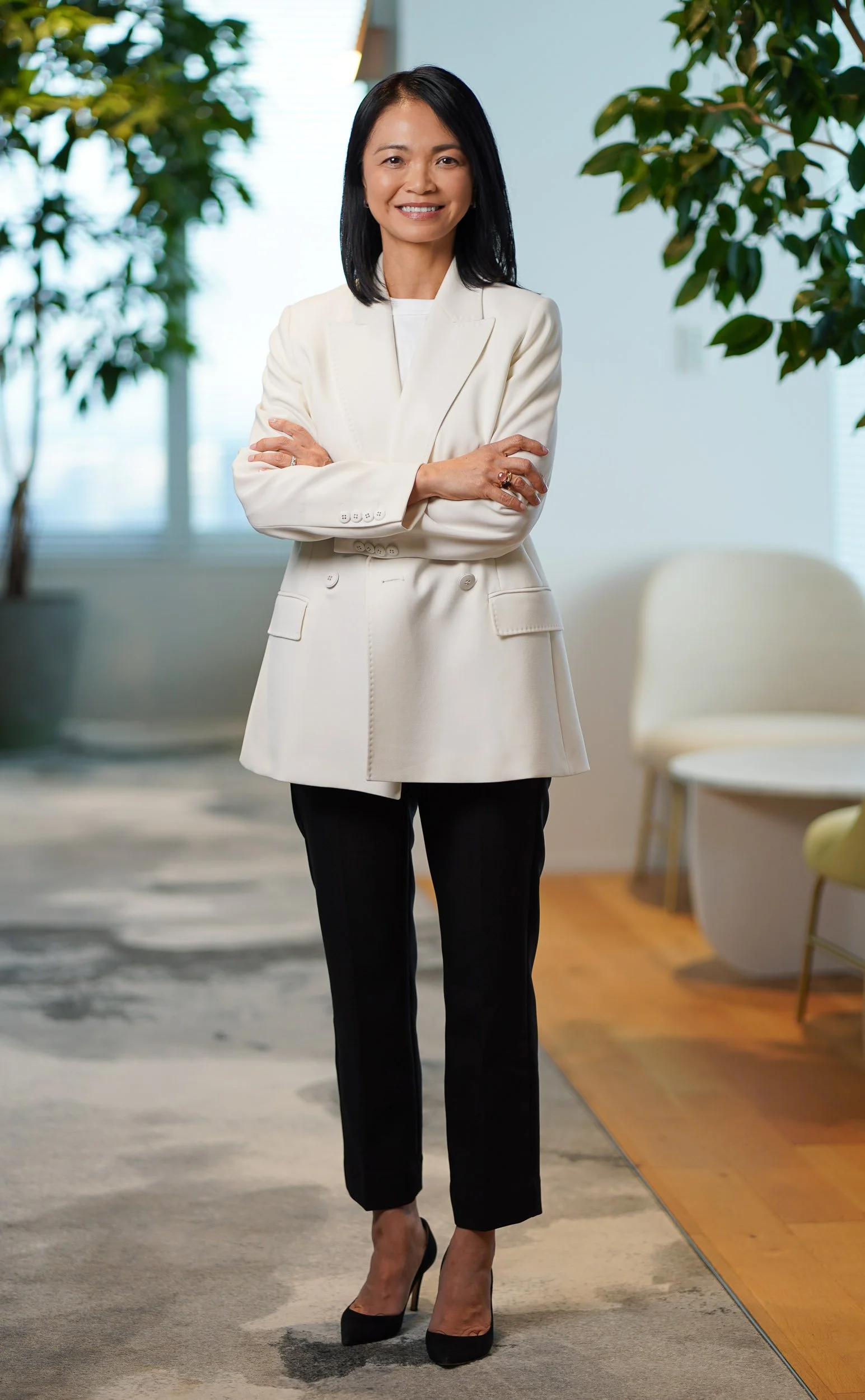 executive-portrait-photography-amgen-my-linh-kha.JPG