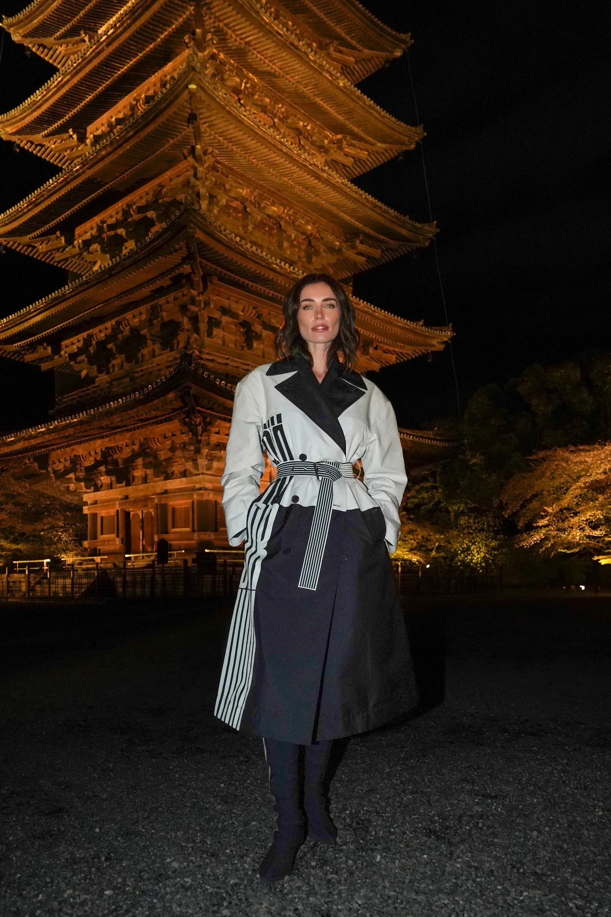 rebecca-donaldson-dior-kyoto-pagoda-portrait-photographer.jpg