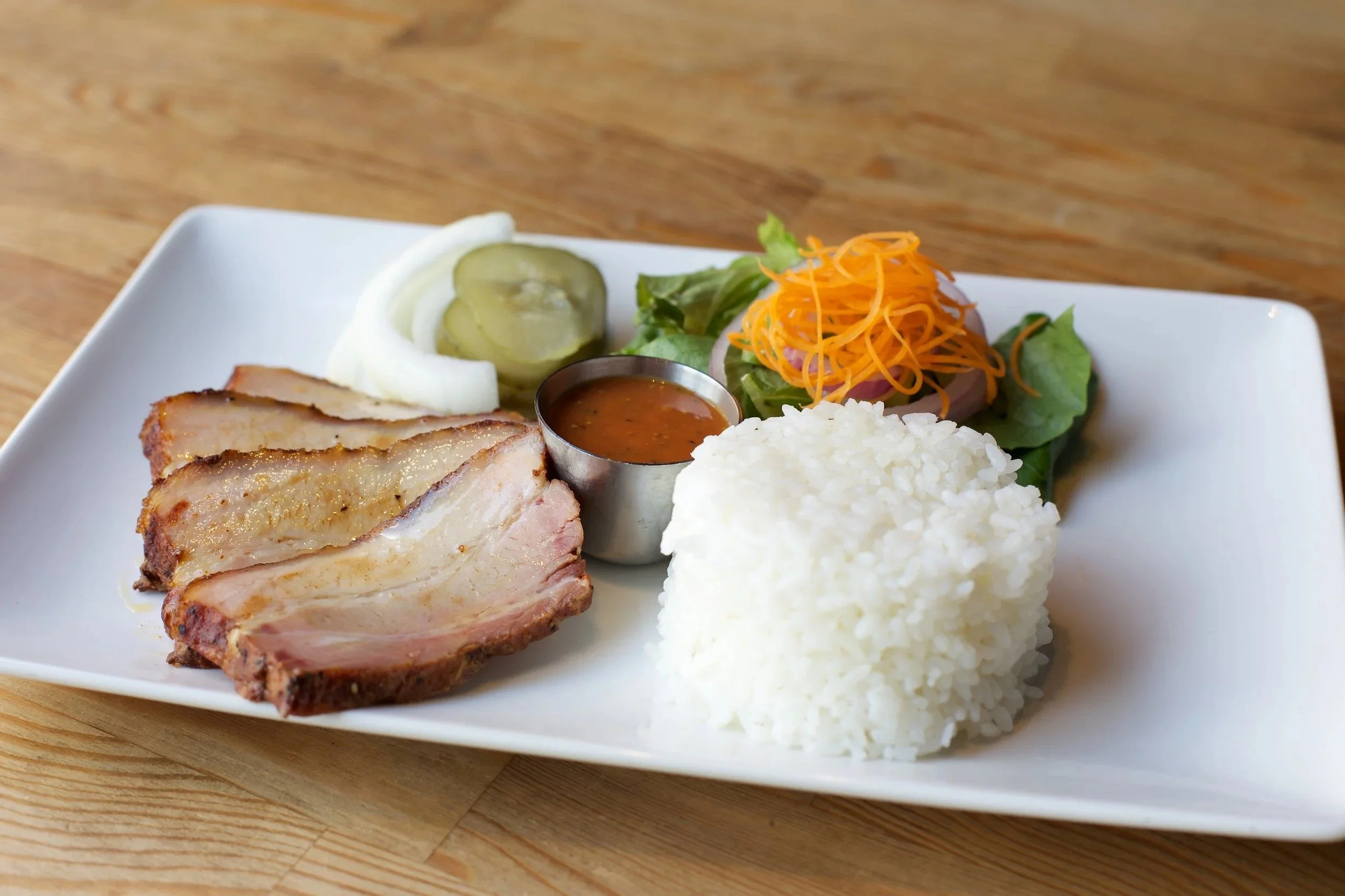 plate-sliced-roast-pork-rice-pickles-tokyo-food-photographer.jpg