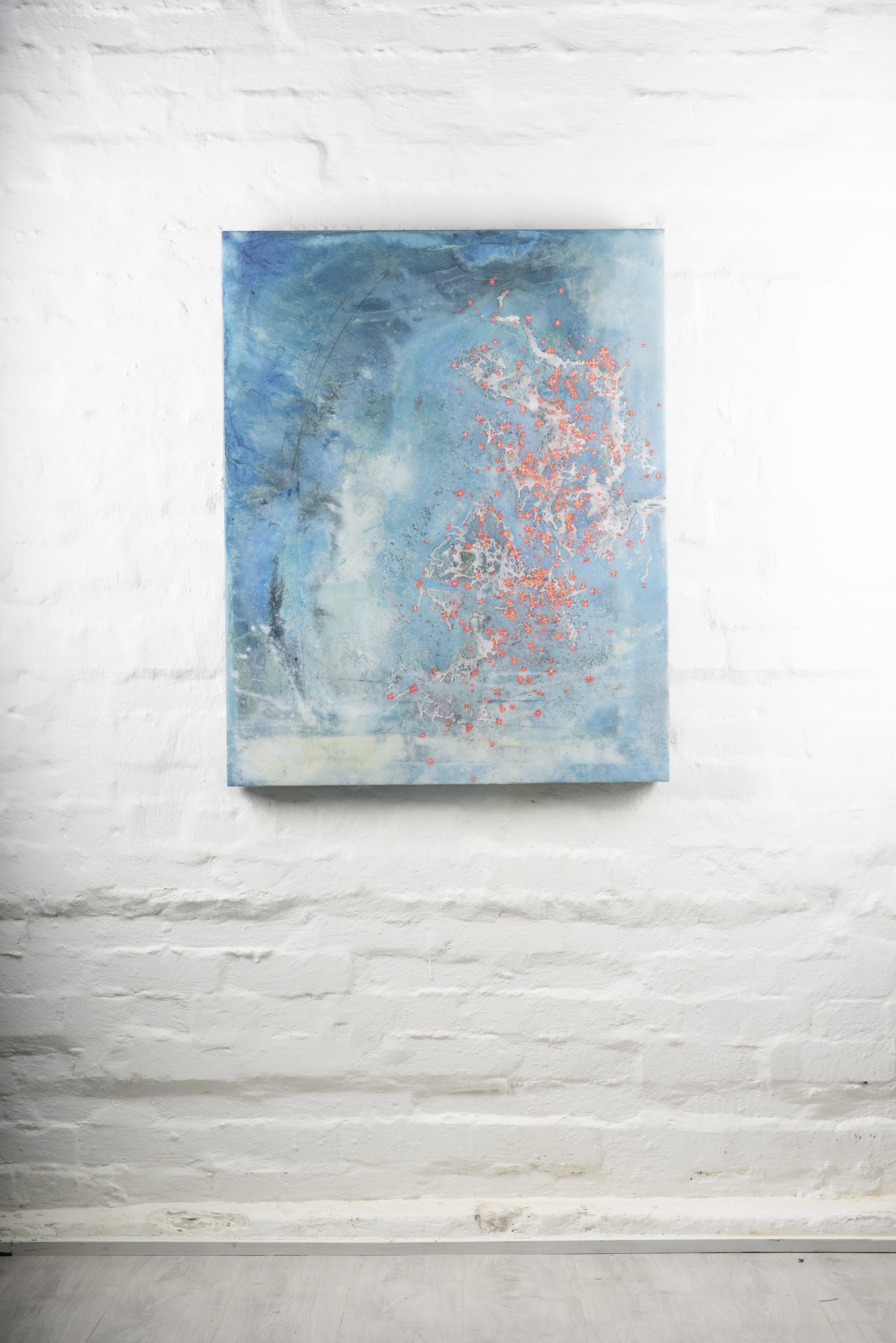 THE CLIFF EDGE MAKES A FINE PILLOW 81cm x 100cm Shaped bronze and patina 