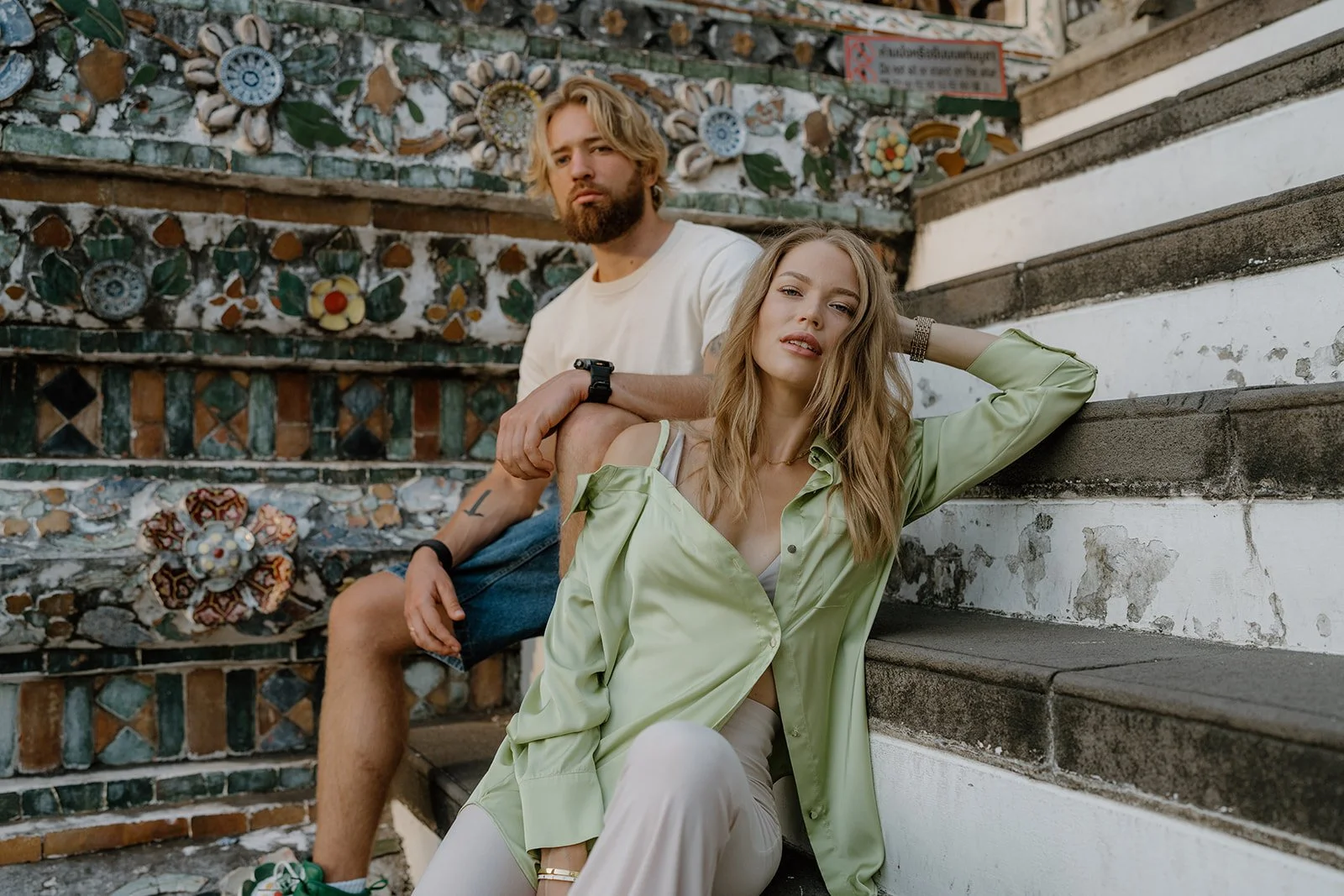 Sunset By The Temple: A Bangkok Couples Session at Wat Arun