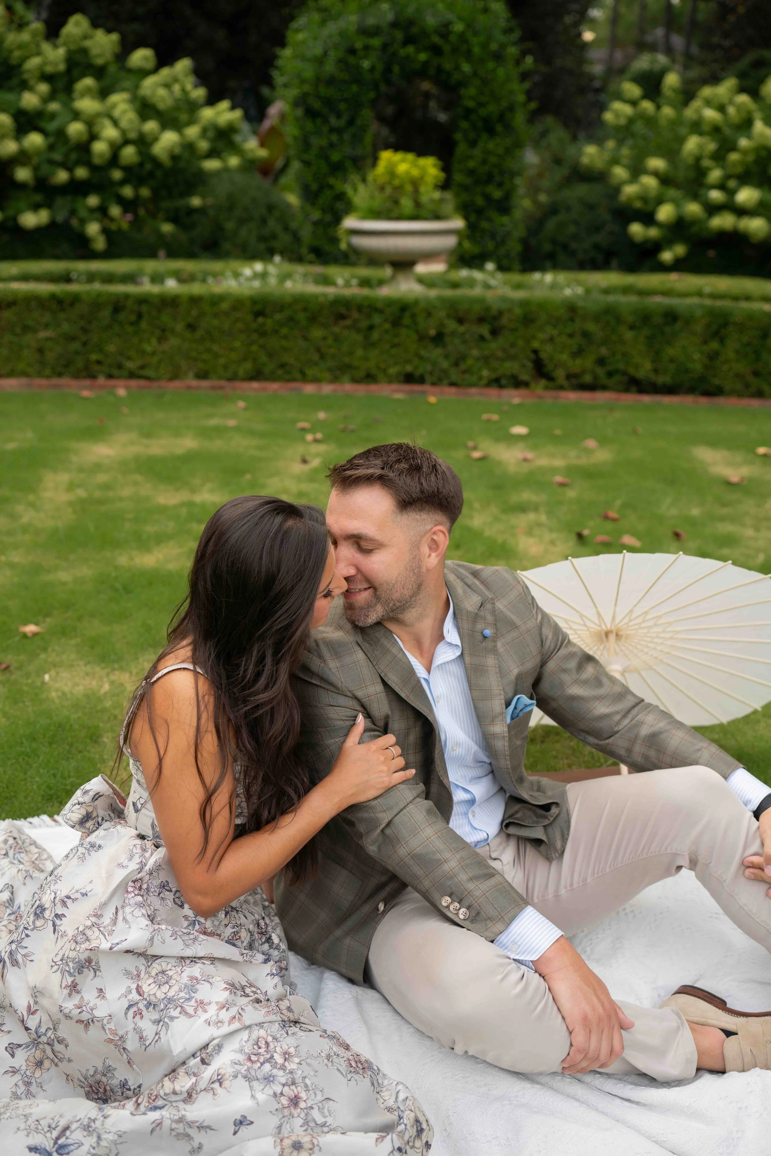 Dukemansionengagementphotos-12.jpg
