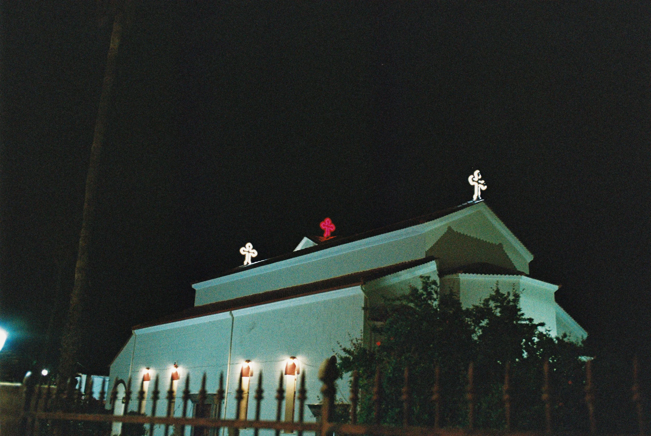 R1-09058-016A.jpg