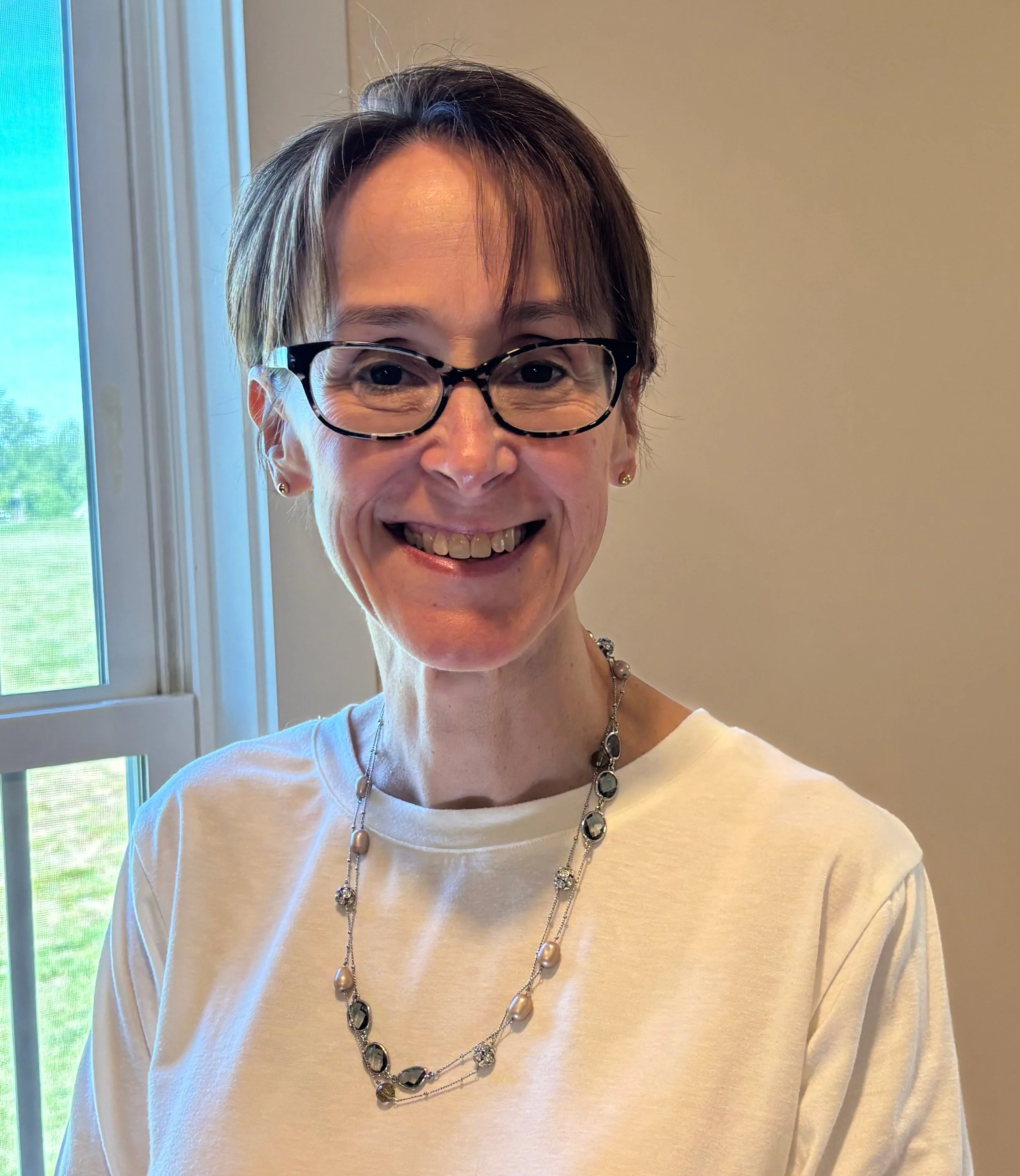 Sarah, founder and pet doula at Summer's Golden Promise LLC