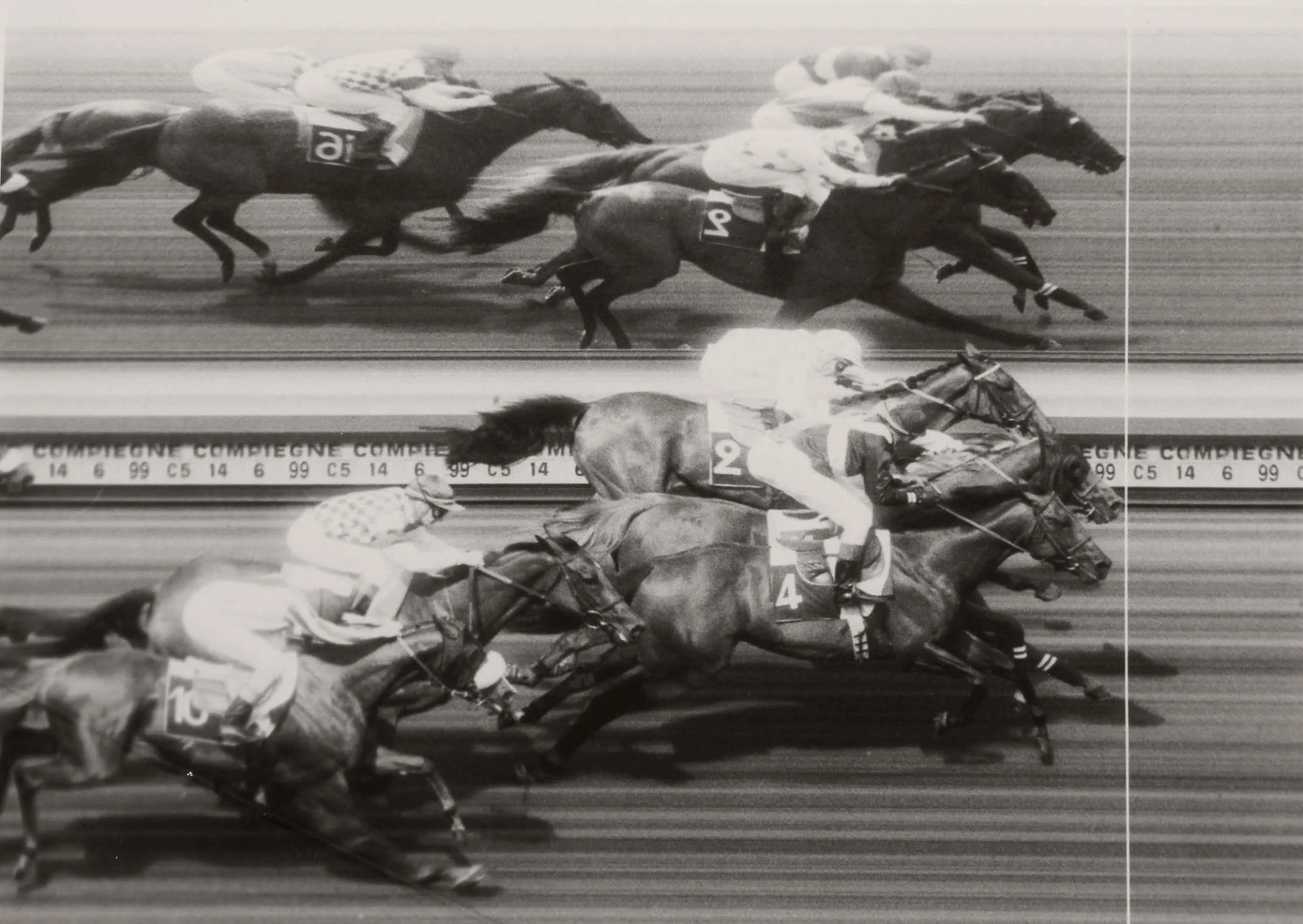 Le souffle du temps : souvenirs d’un photographe de l’extrême à l’hippodrome.