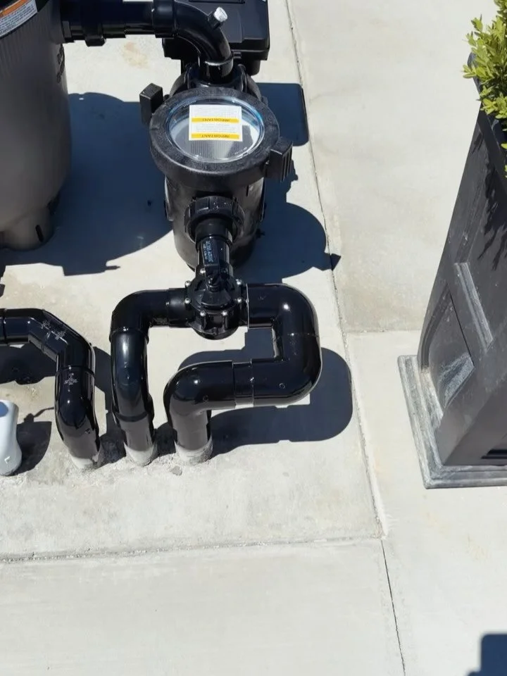 208 Pool and Spa was brought in to help complete this new pool build with all new equipment &mdash; including the pump, heater, filter, salt system, and full automation. 💧🔥

Now the homeowners can control the whole pool right from their phones, mak