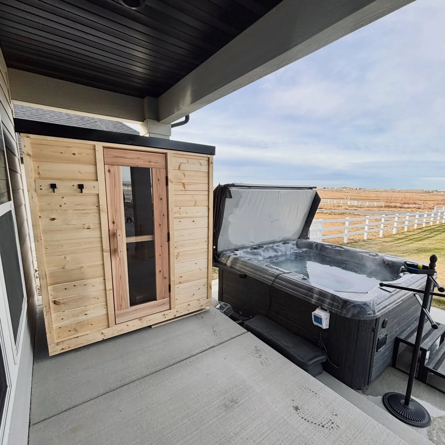 Huge thank you to @sawtoothsaunas for building this custom sauna for us to elevate our backyard relaxation space to the next level! 🧖 if you&rsquo;re interested in a locally built, beautifully made sauna&hellip; give @sawtoothsaunas a call and tell 