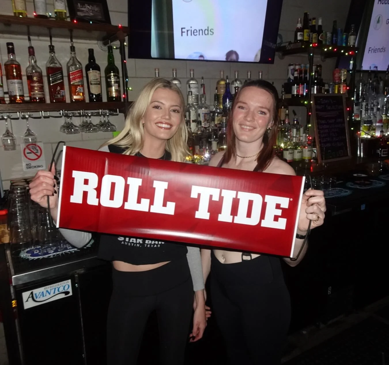 FRIDAY NIGHT LIGHTS WITH THE TIDE‼️🤩🤪🥳😎

let&rsquo;s bring this same energy back to Star Bar on January 1, 2026 at 3PM vs Indiana🫡🫡🫡 #process 

Wishing you a wonderful holiday season, we love you Austin Bama fam🎄❤️