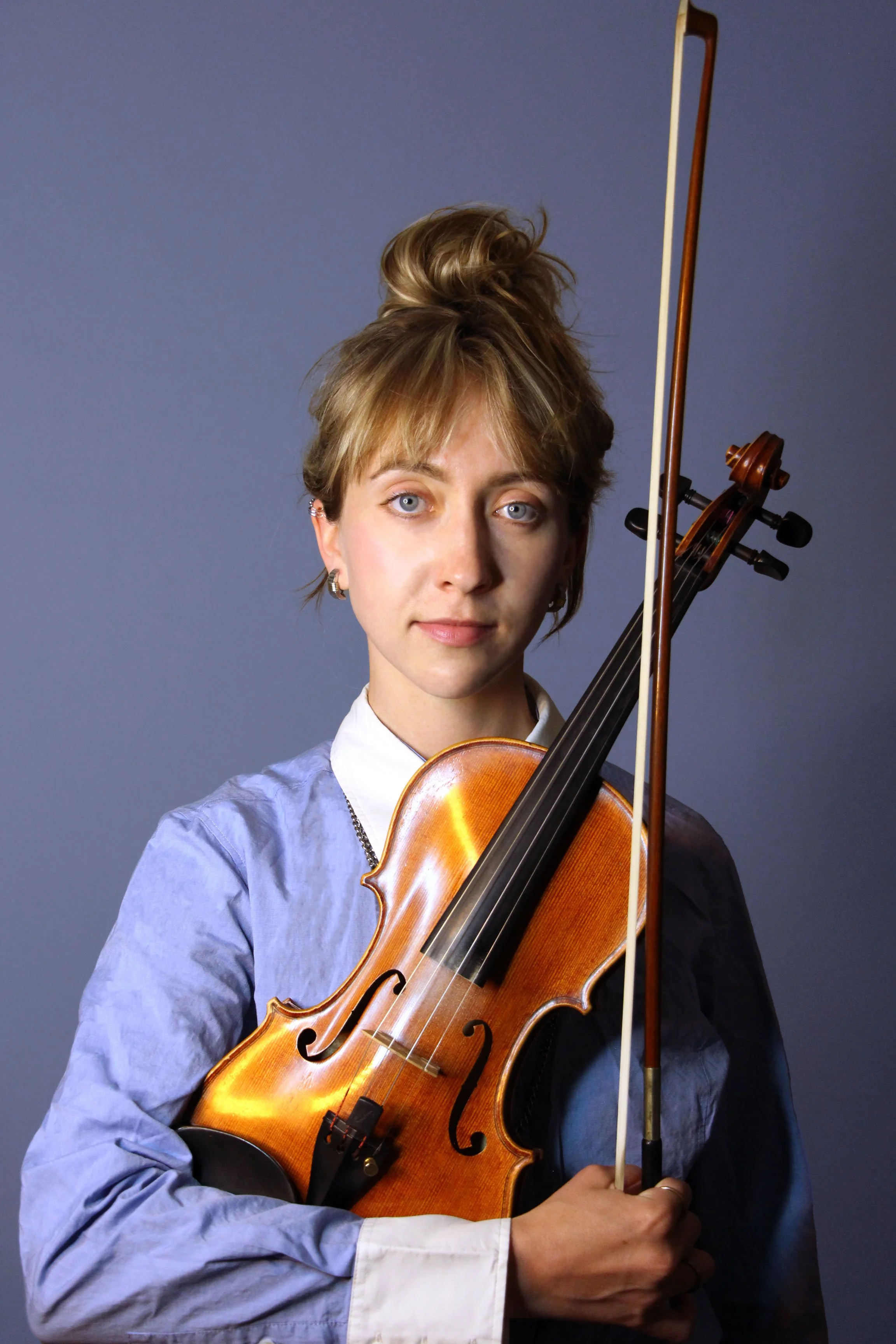 elleonviolinstraightupPURPLEBG.jpg