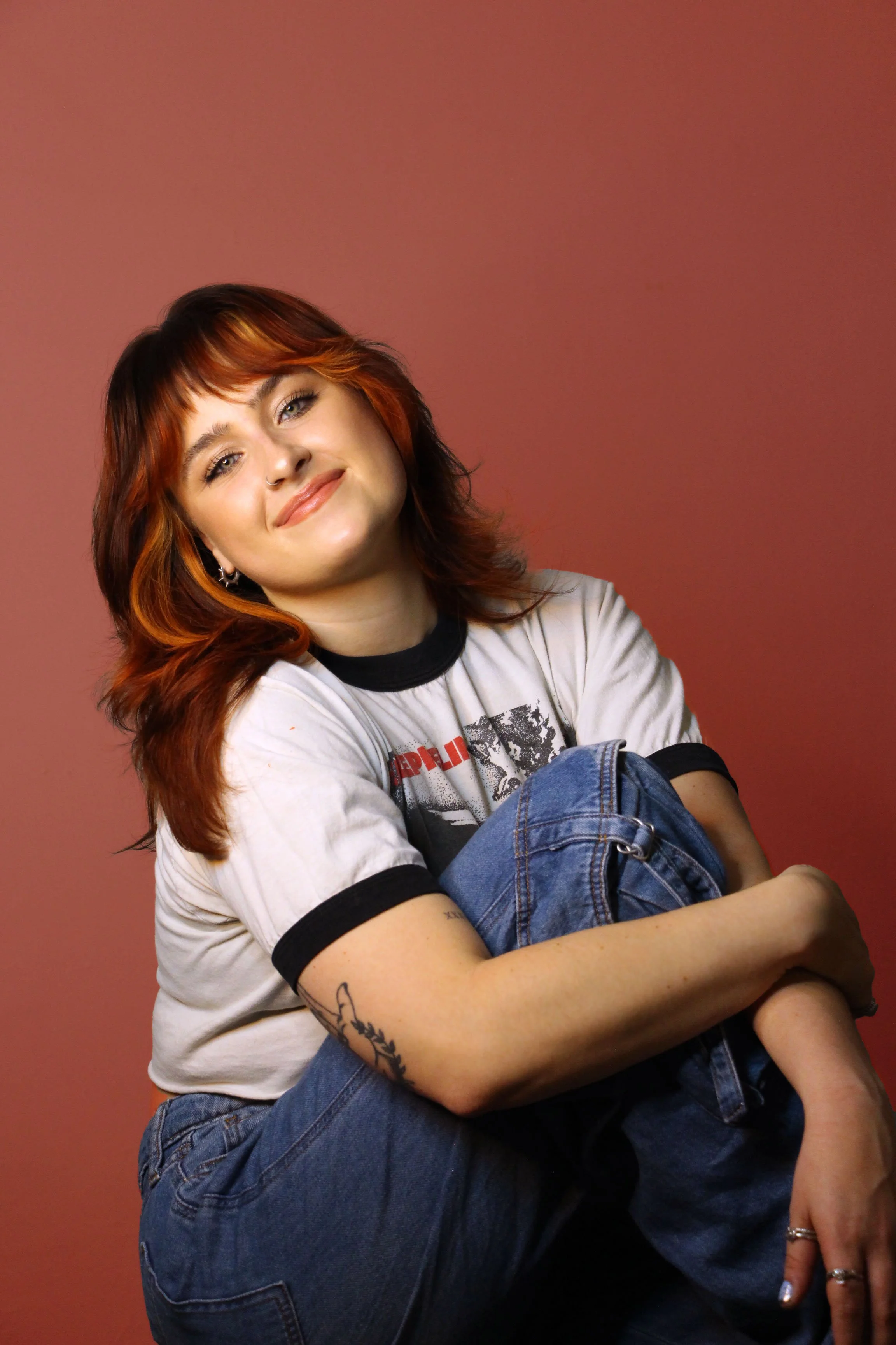 6-Side-Sit-T-Shirt-Warm-BG.jpg