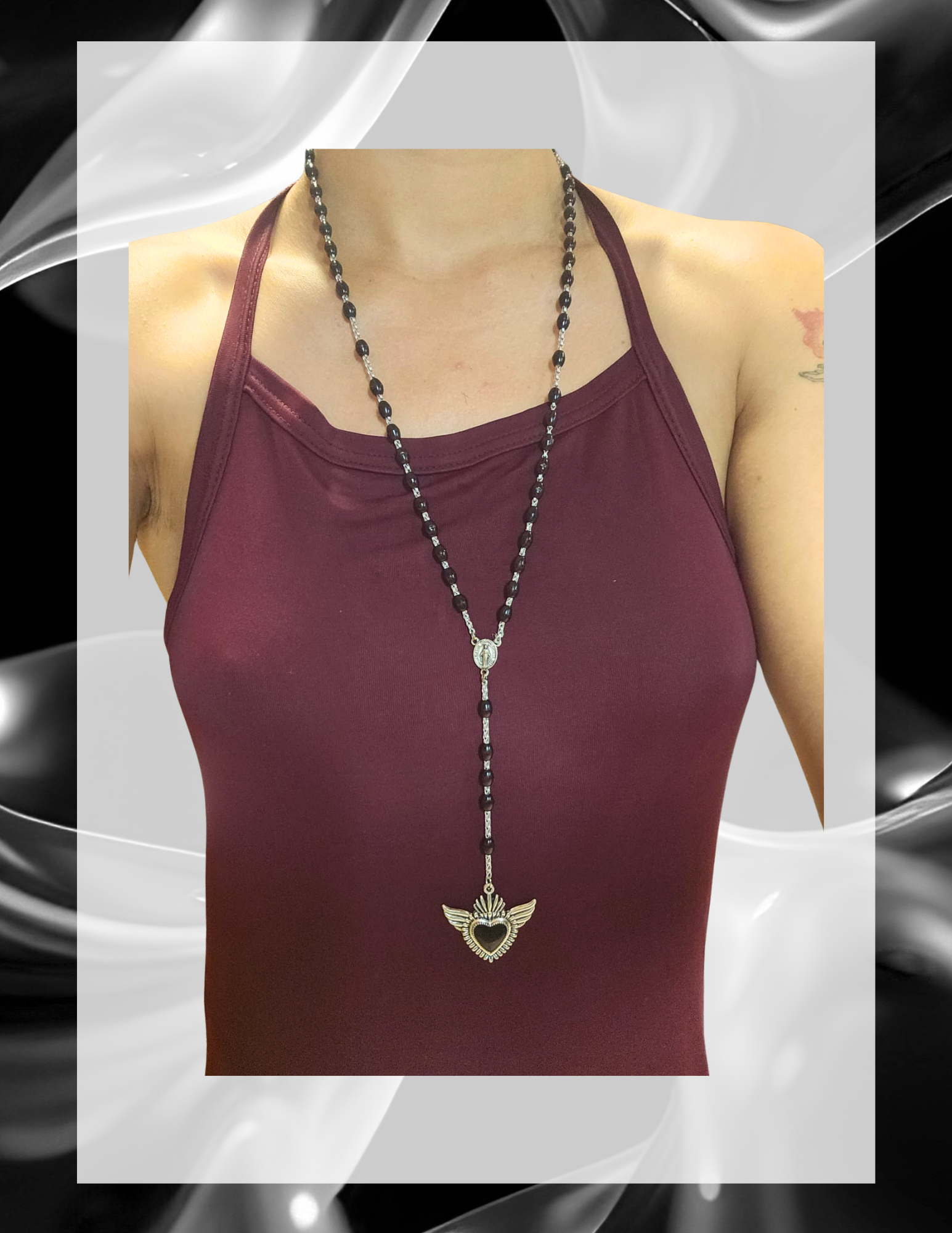 collier-chapelet-coeur-noir-ailes.jpg