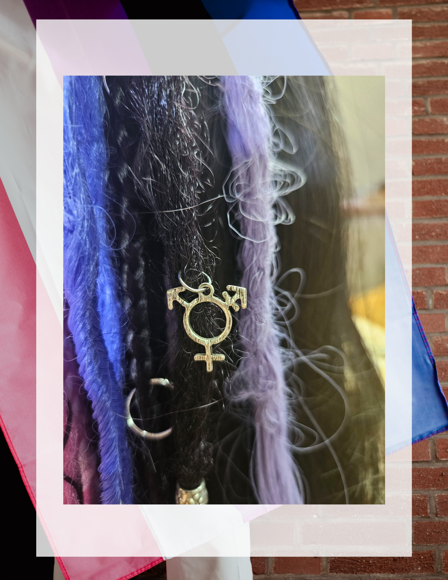 ponytail-aux-couleurs-genderfluidzoom-breloque-trans