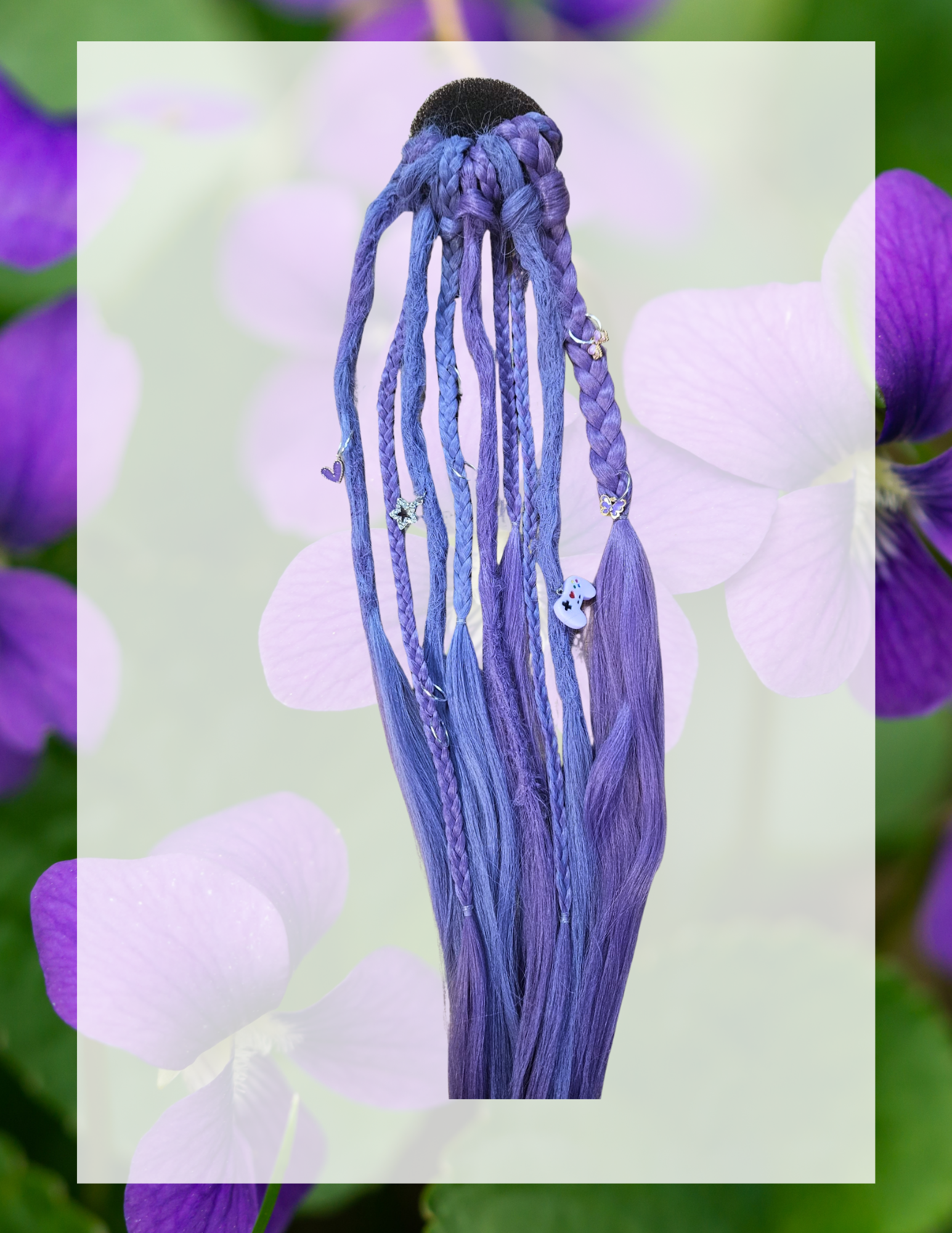 ponytail-vue-arriere-charms-visibles.jpg