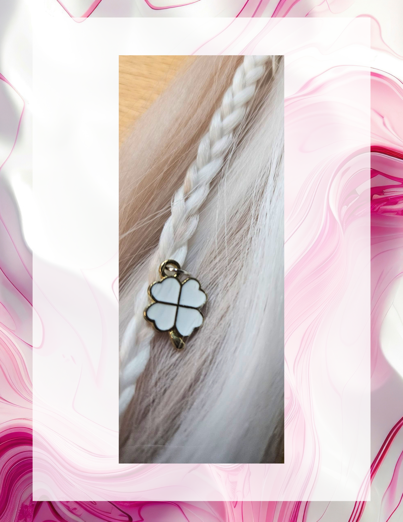 tresse-blanche-charm-trefle-blanc.jpg