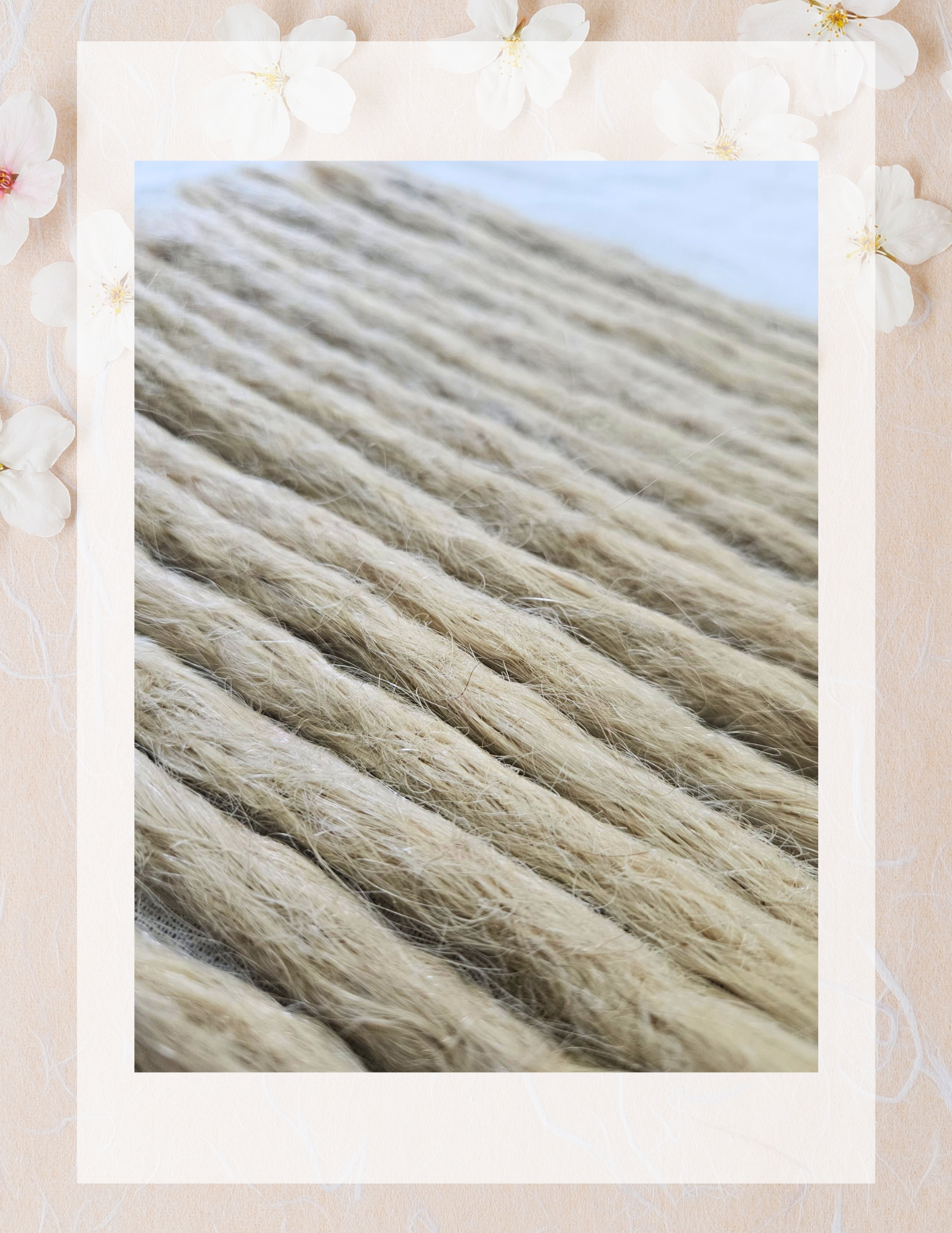 Dreadlock cheveux naturels blond doré, détail du tressage