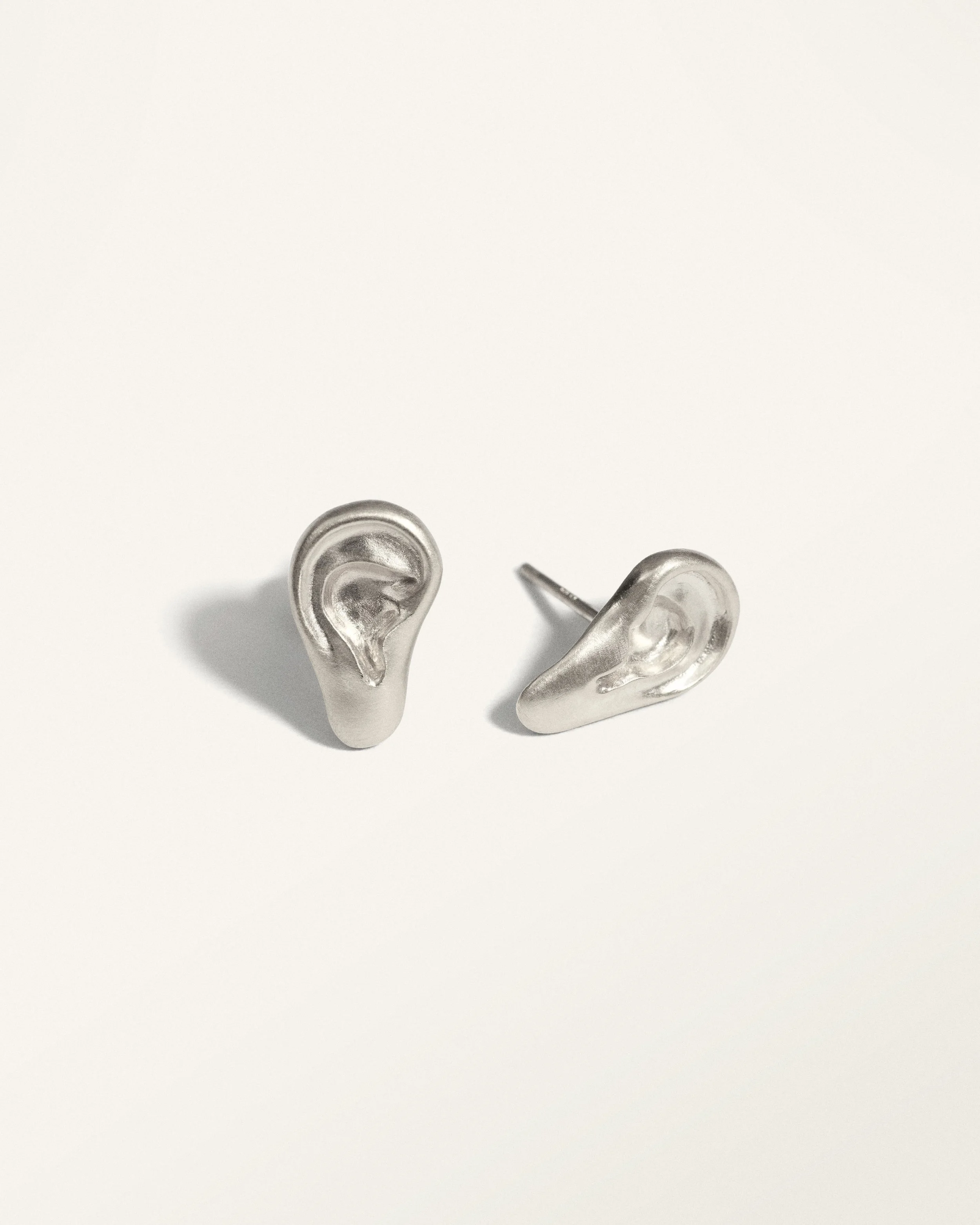 Tagtraum_Ear-studs_a_silver.jpg