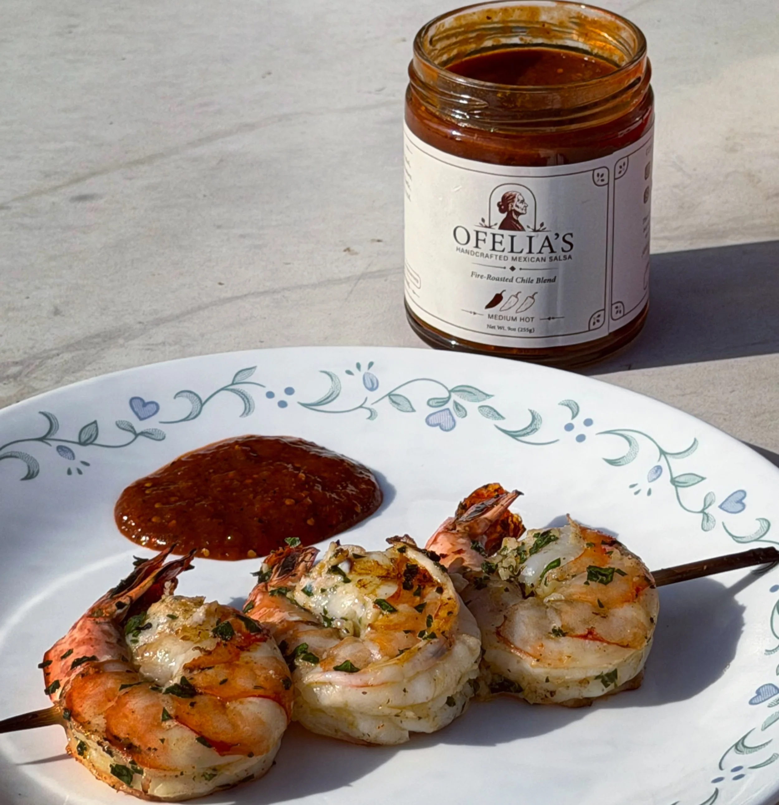 Hay algo especial en c&oacute;mo el sabor fresco y vibrante de nuestra salsa complementa cada bocado. Simple, delicioso y lleno de car&aacute;cter.

&iquest;Cu&aacute;l es tu combinaci&oacute;n favorita con Ofelia&rsquo;s?

#OfeliasSalsa #Handcrafted
