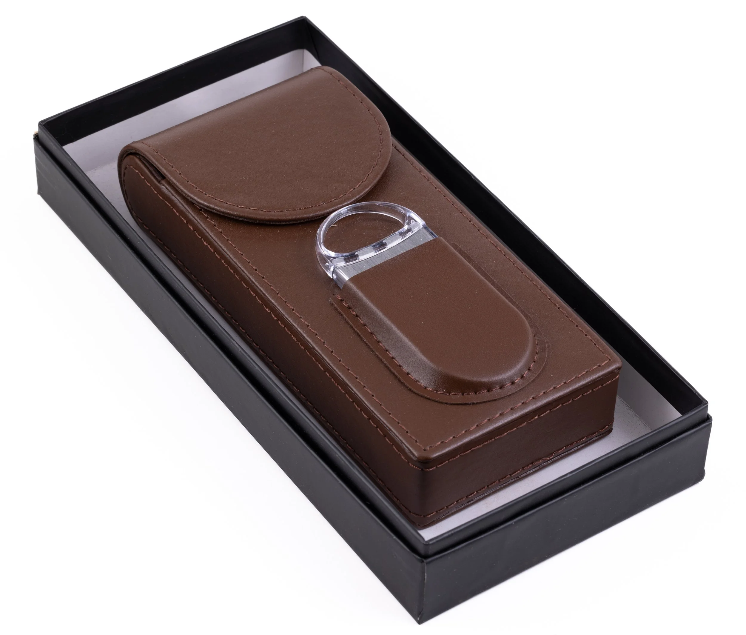 THREE-CIGAR MAGNETIC LEATHER CASE — $18.99
Brown leather case with magnetic closure and included cutter.
BUY NOW: https://square.link/u/EjuRlMek