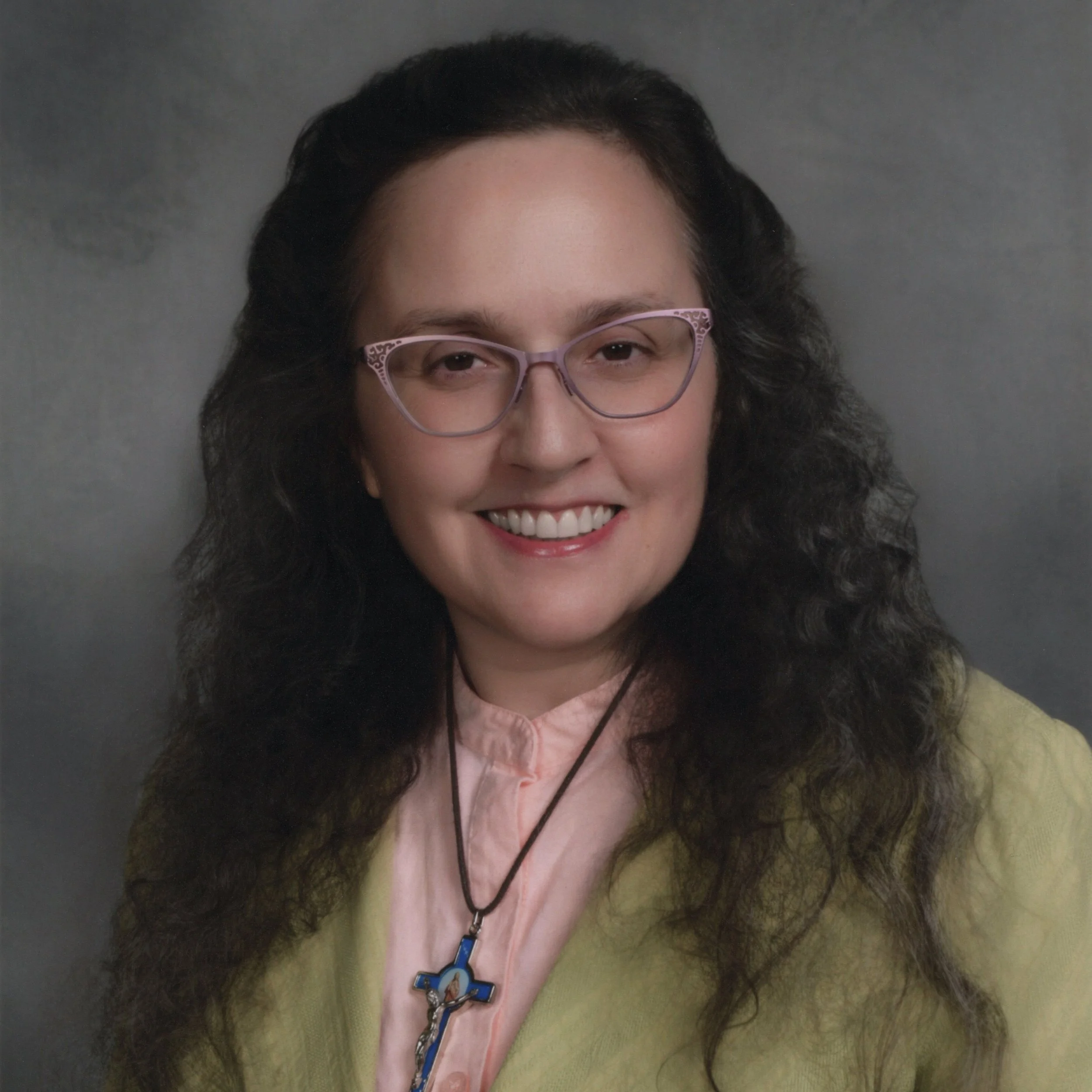 Career Girl # About Us# | Lynne Marie now has over fifteen years experience leading collaboration with executive leadership, cross-functional teams, and other stakeholders to design, develop, and implement user-centric systems in software and hardwar