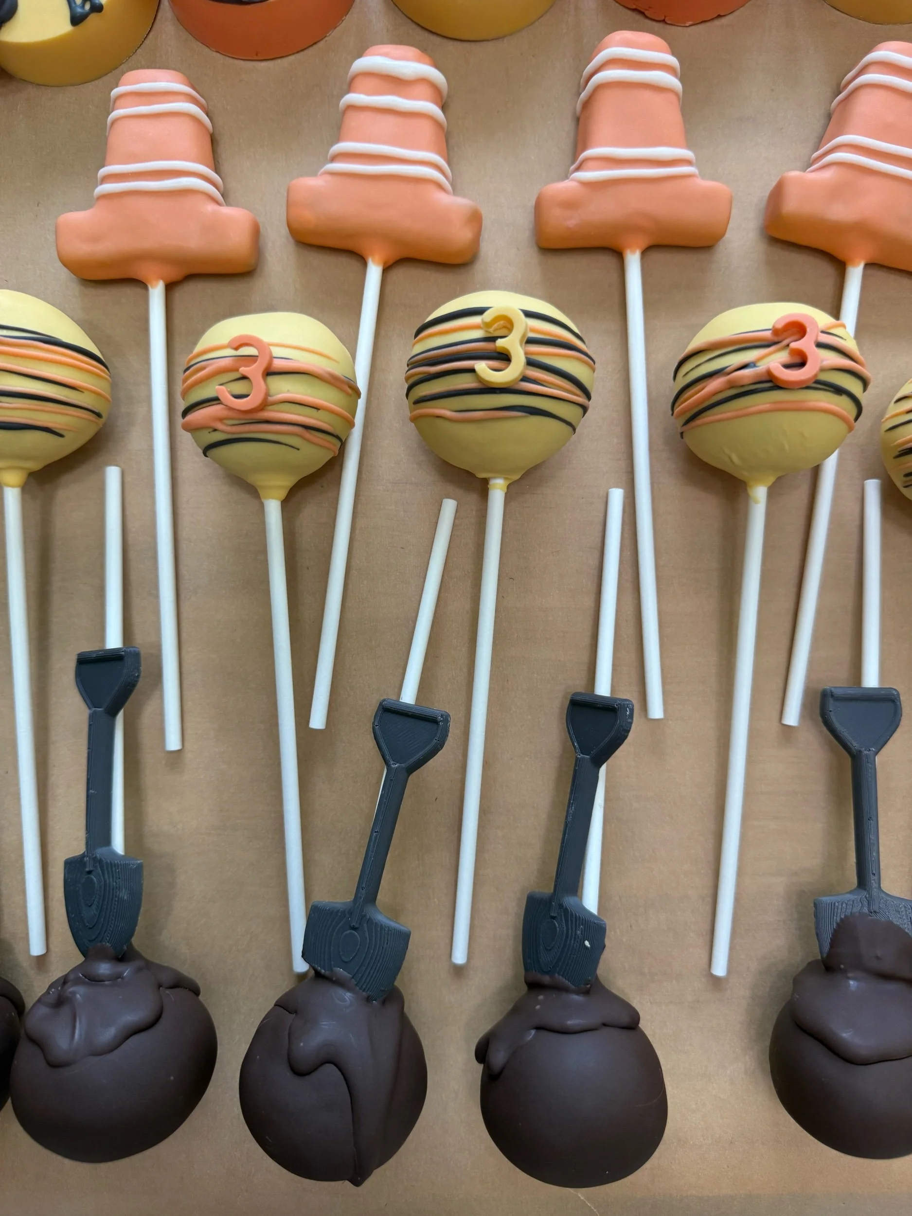 Custom Themed Cake Pops