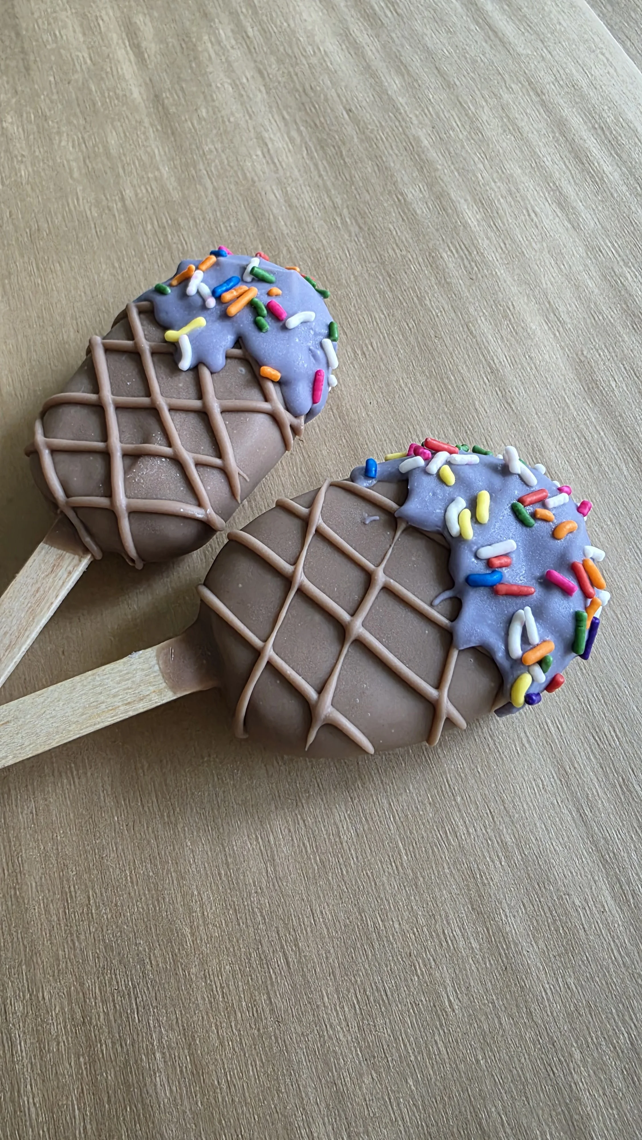 Ice Cream Cone Cakesicles.jpg
