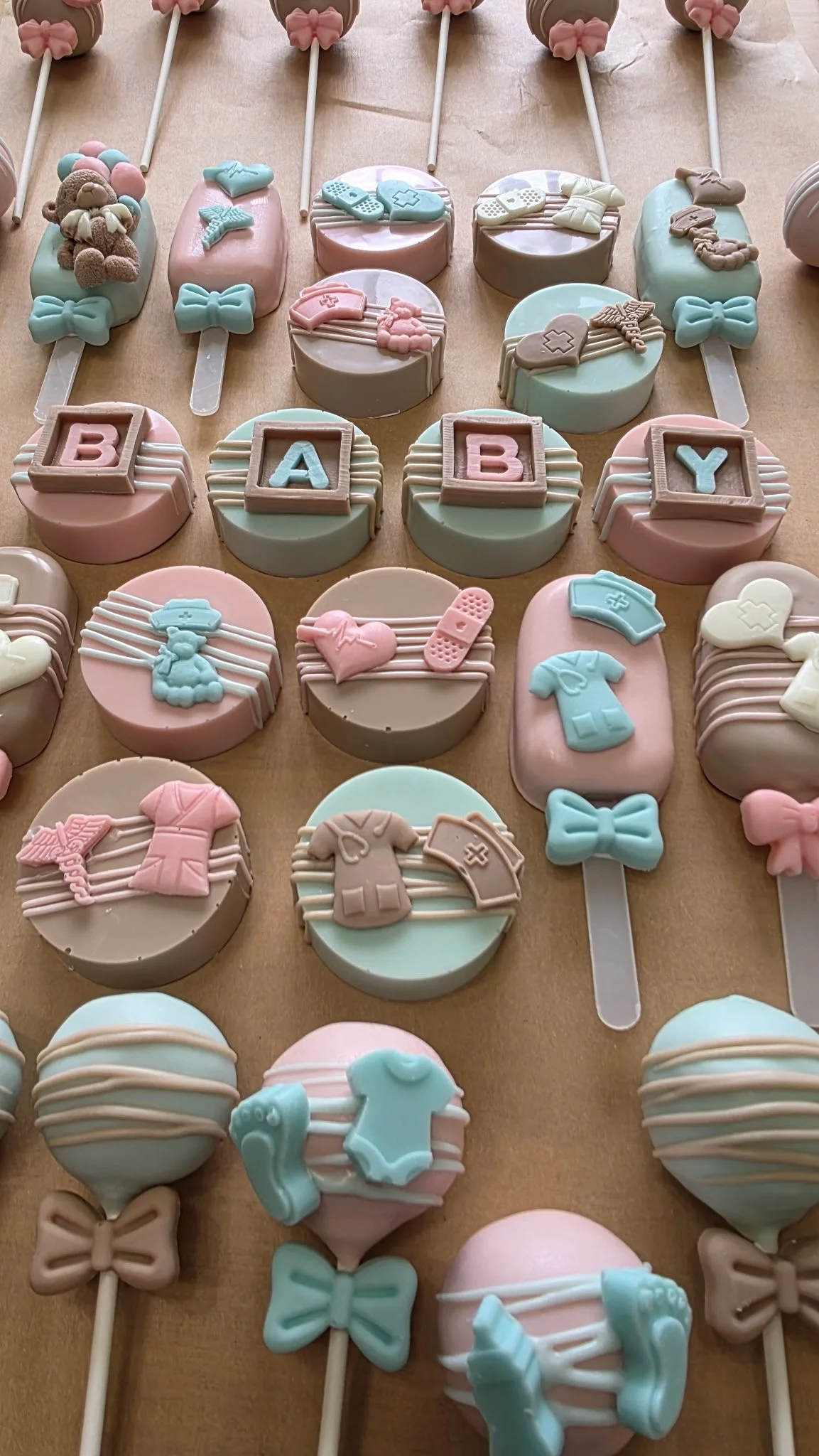 Pediatrician Cake Pops 2.jpg