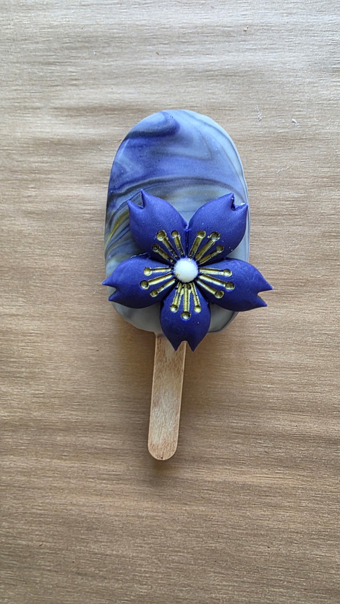 Cakesicle Custom.JPG