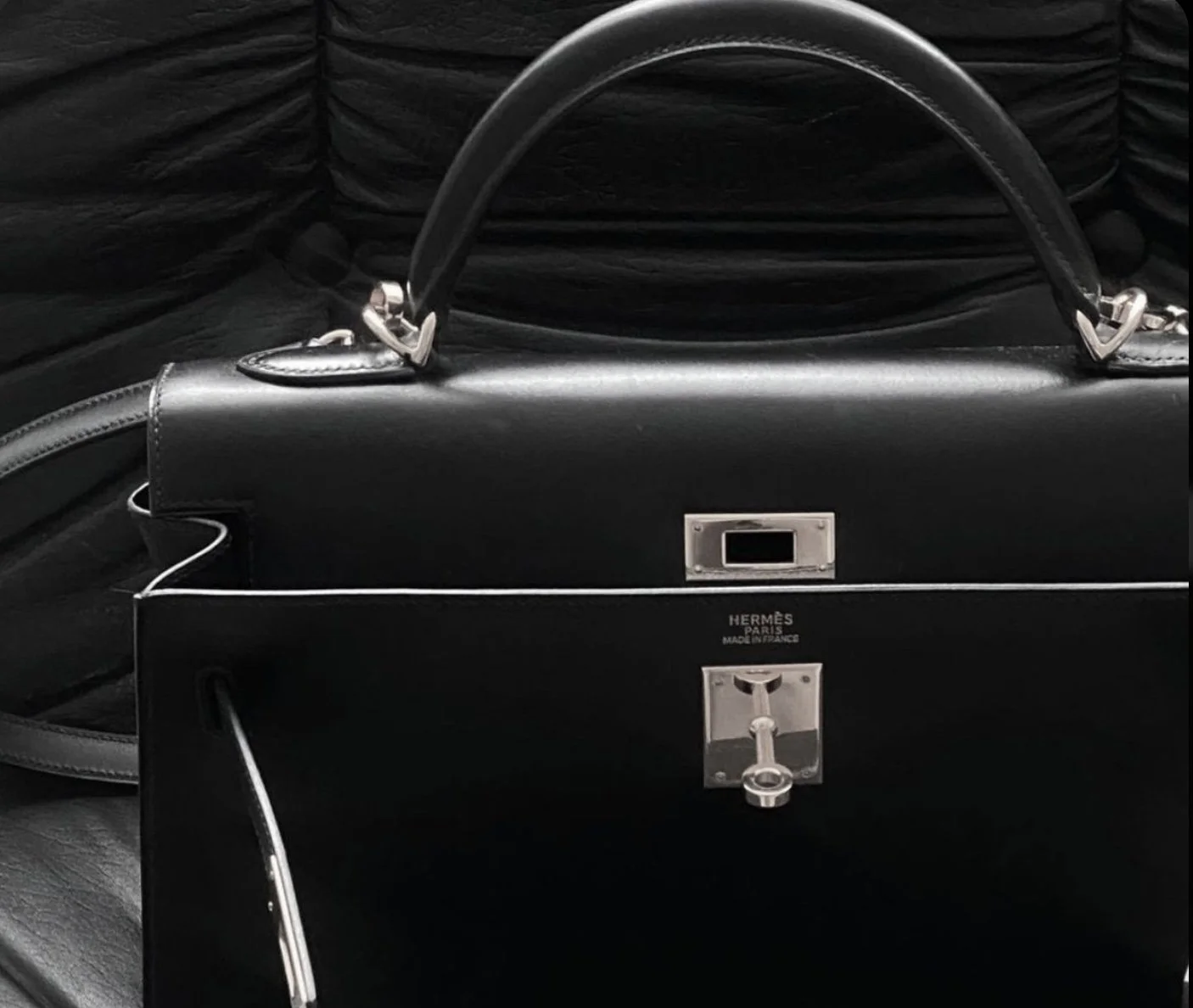 Hermès Case Study Presentation Report