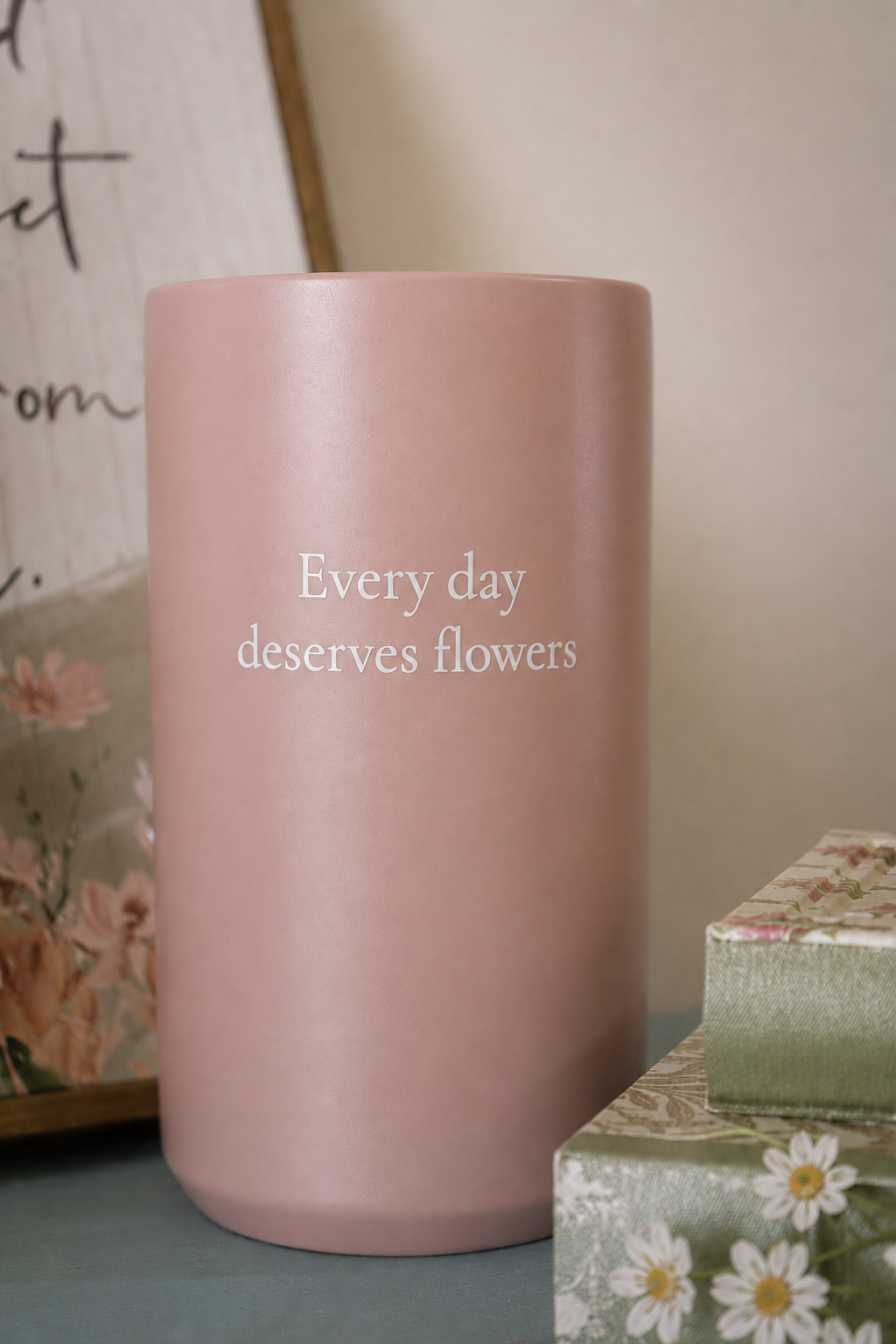 eddfpinkvase.png