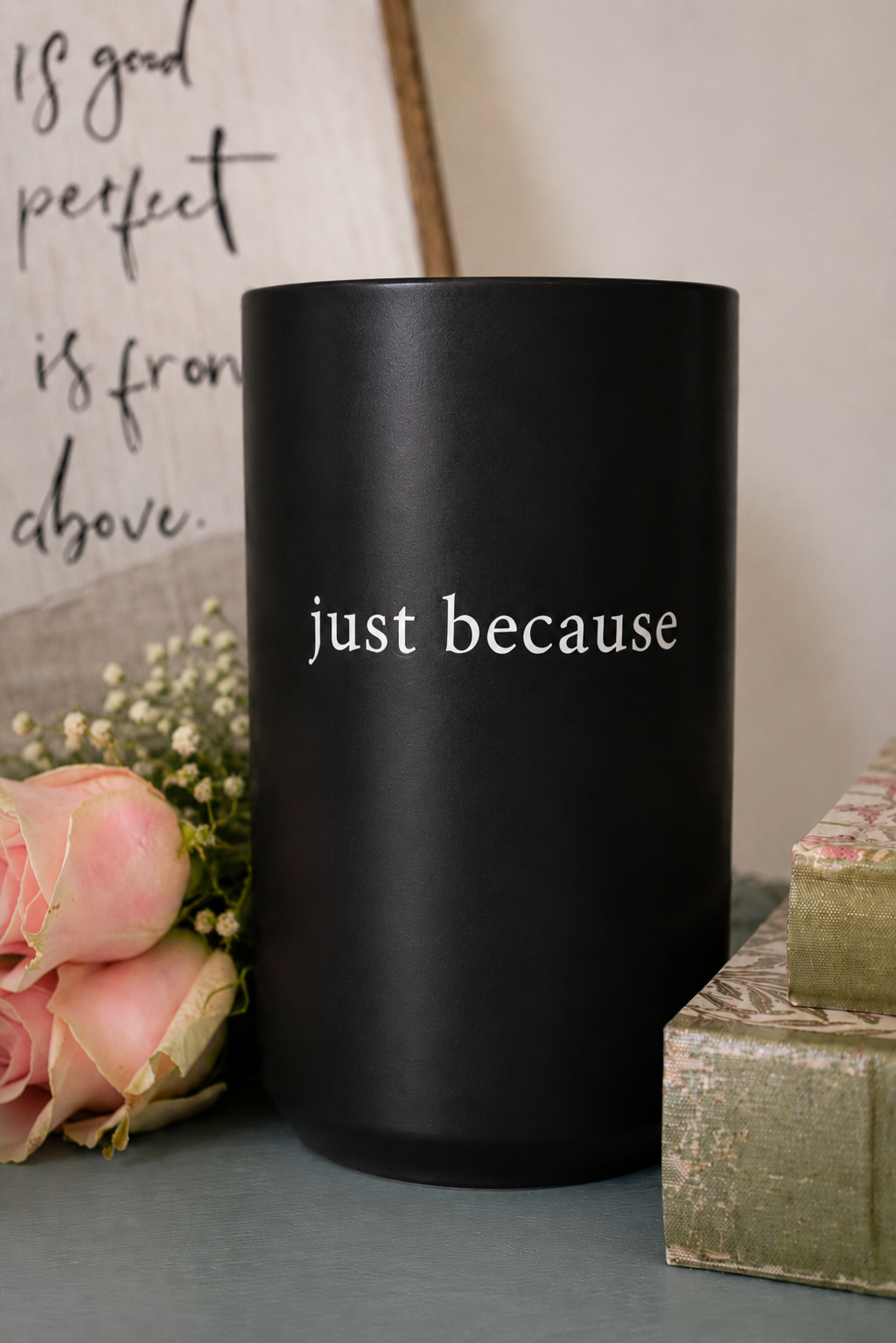 jbblackvase.png