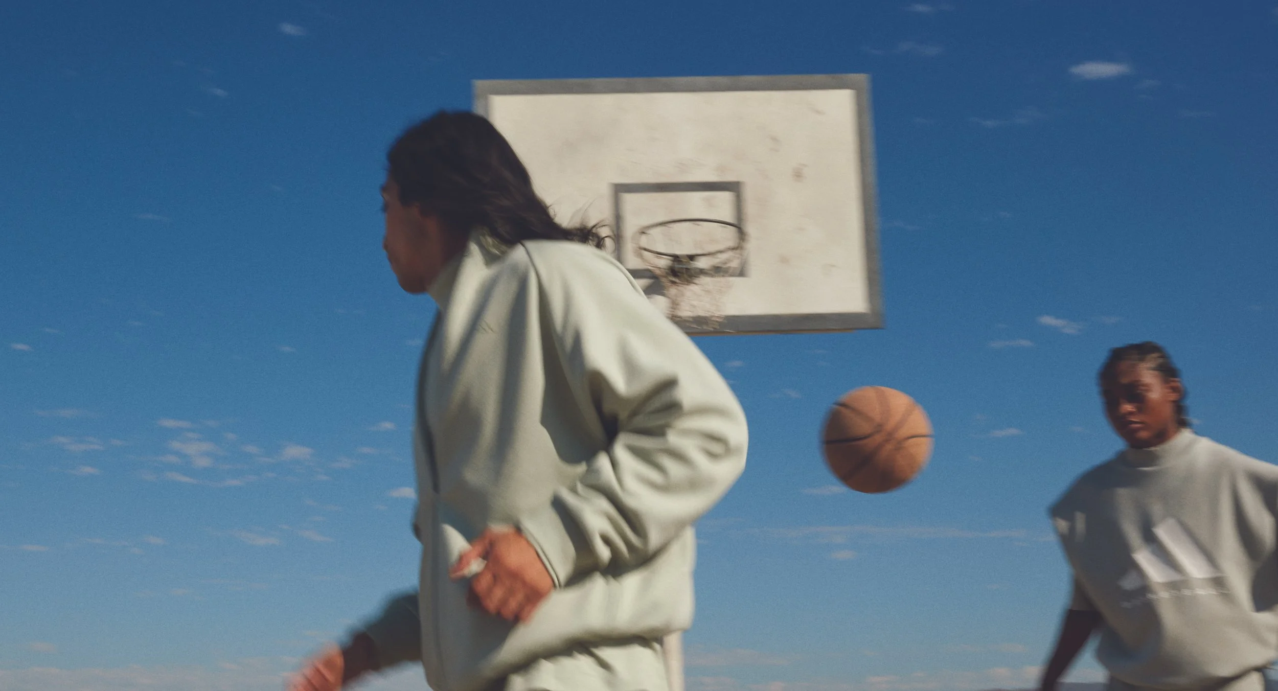 AdidasBasketball_FW22_DAY_3_SHOT_2_GLOBAL_TRACKTOP_F2225MBB19_0518FINAL-CMYK.jpeg