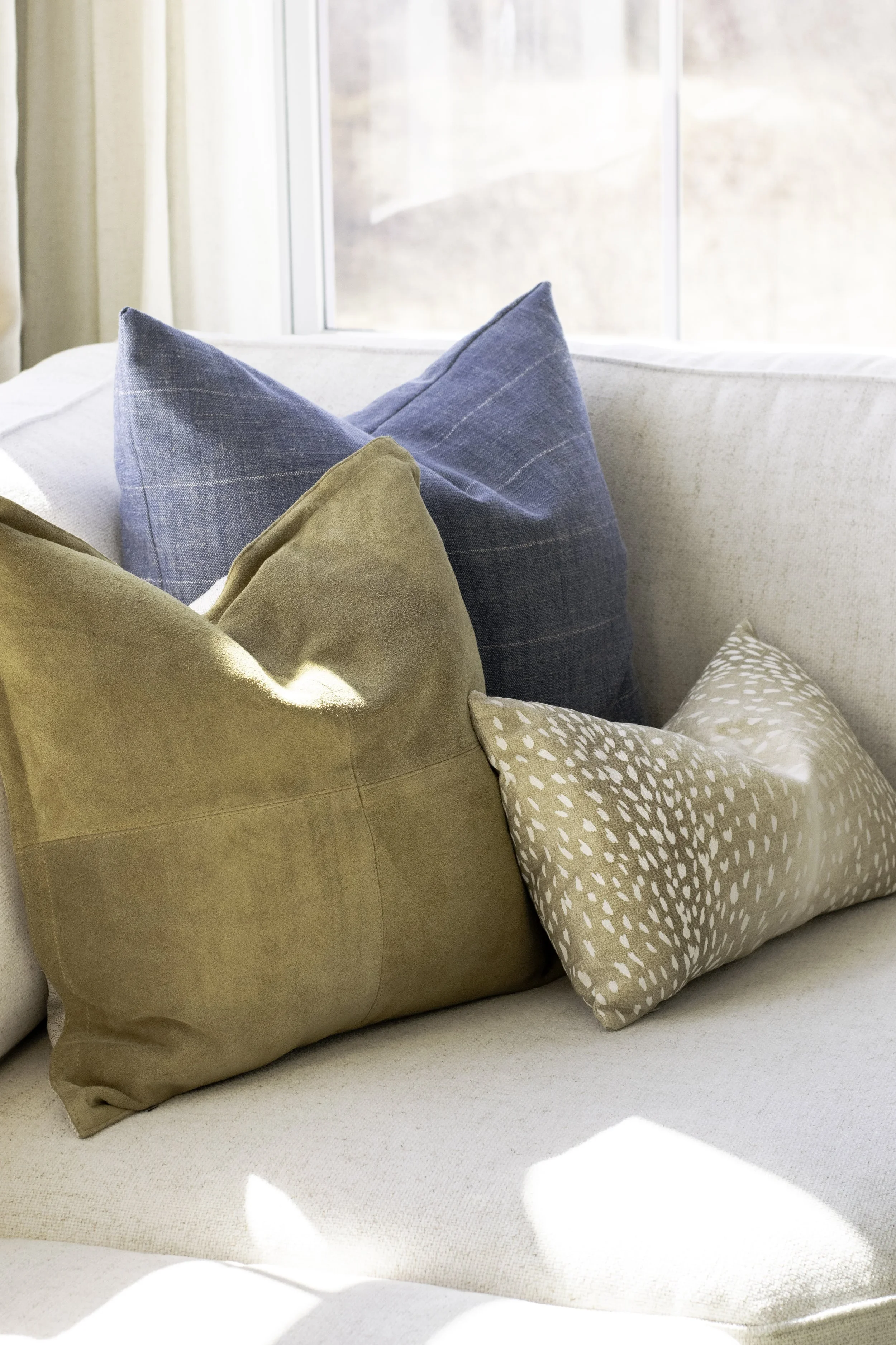DetailPillows.webp