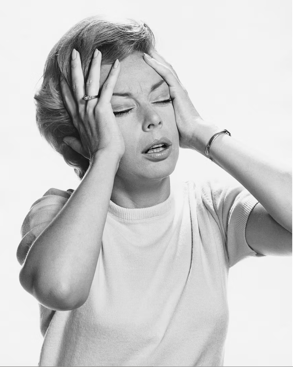 Headaches and Traditional Chinese Medicine: Understanding the Patterns Behind Pain