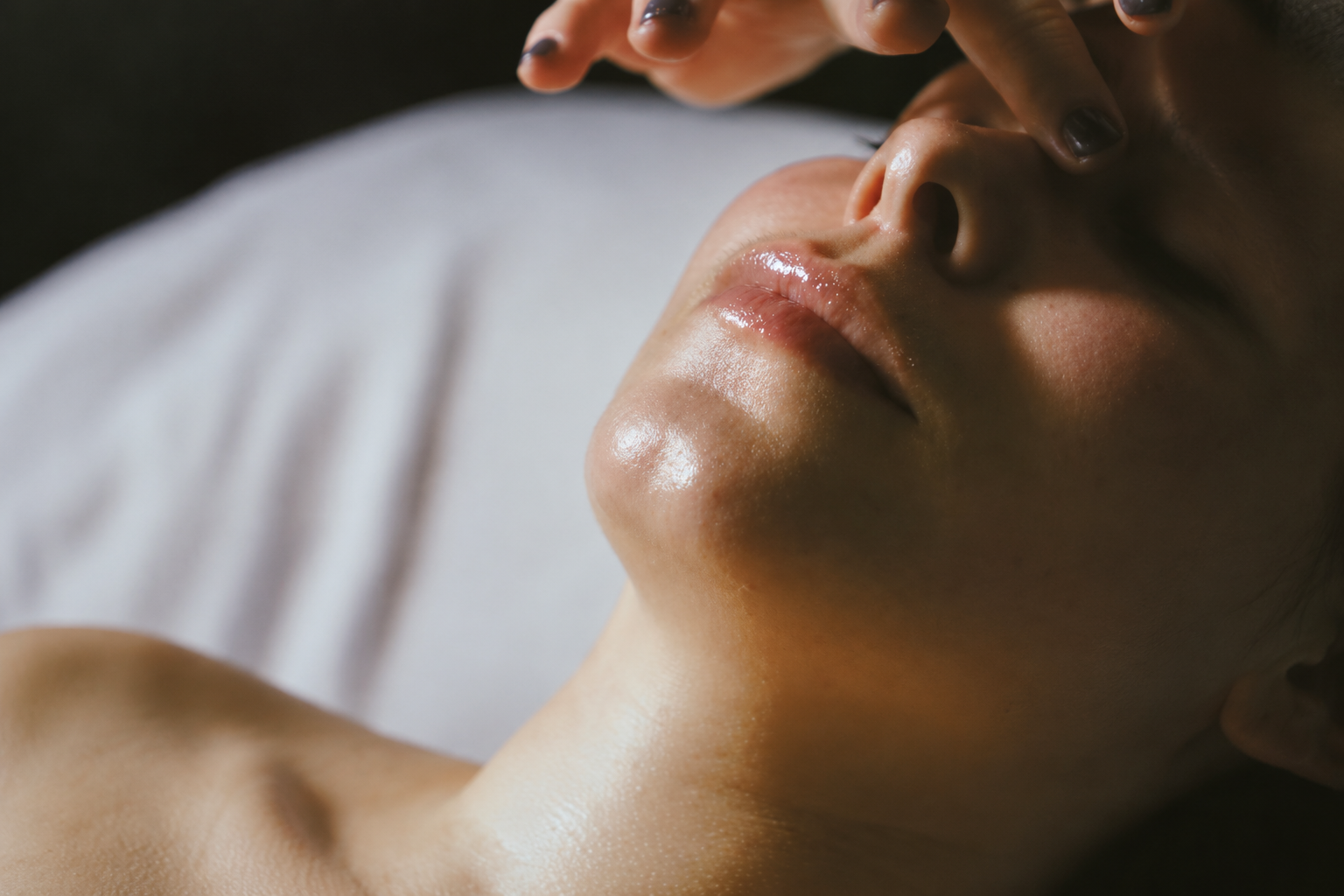 Cosmetic Acupuncture: Nurturing Your Face Holistically