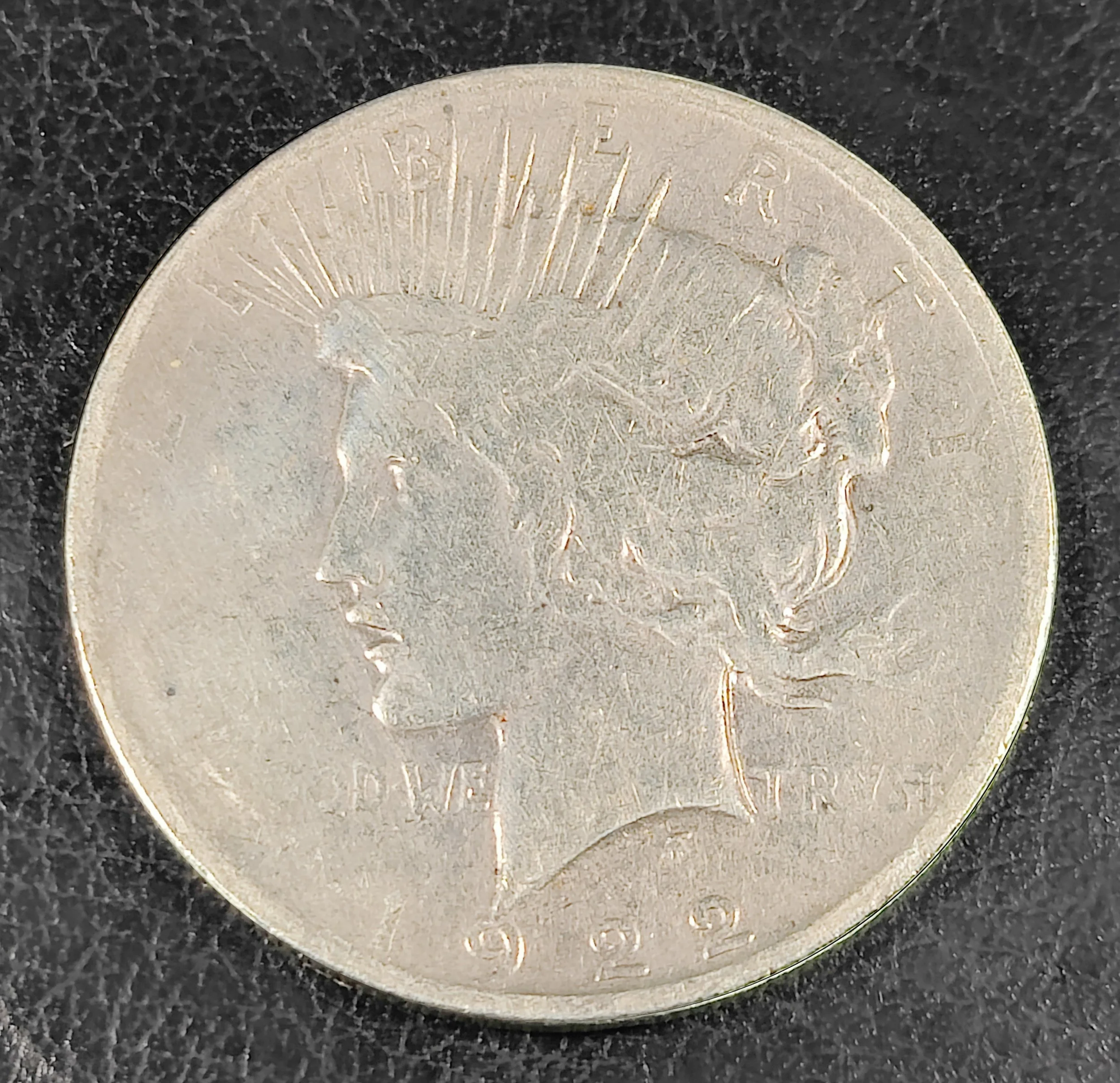 1922 D Peace Dollar Very Good Condition