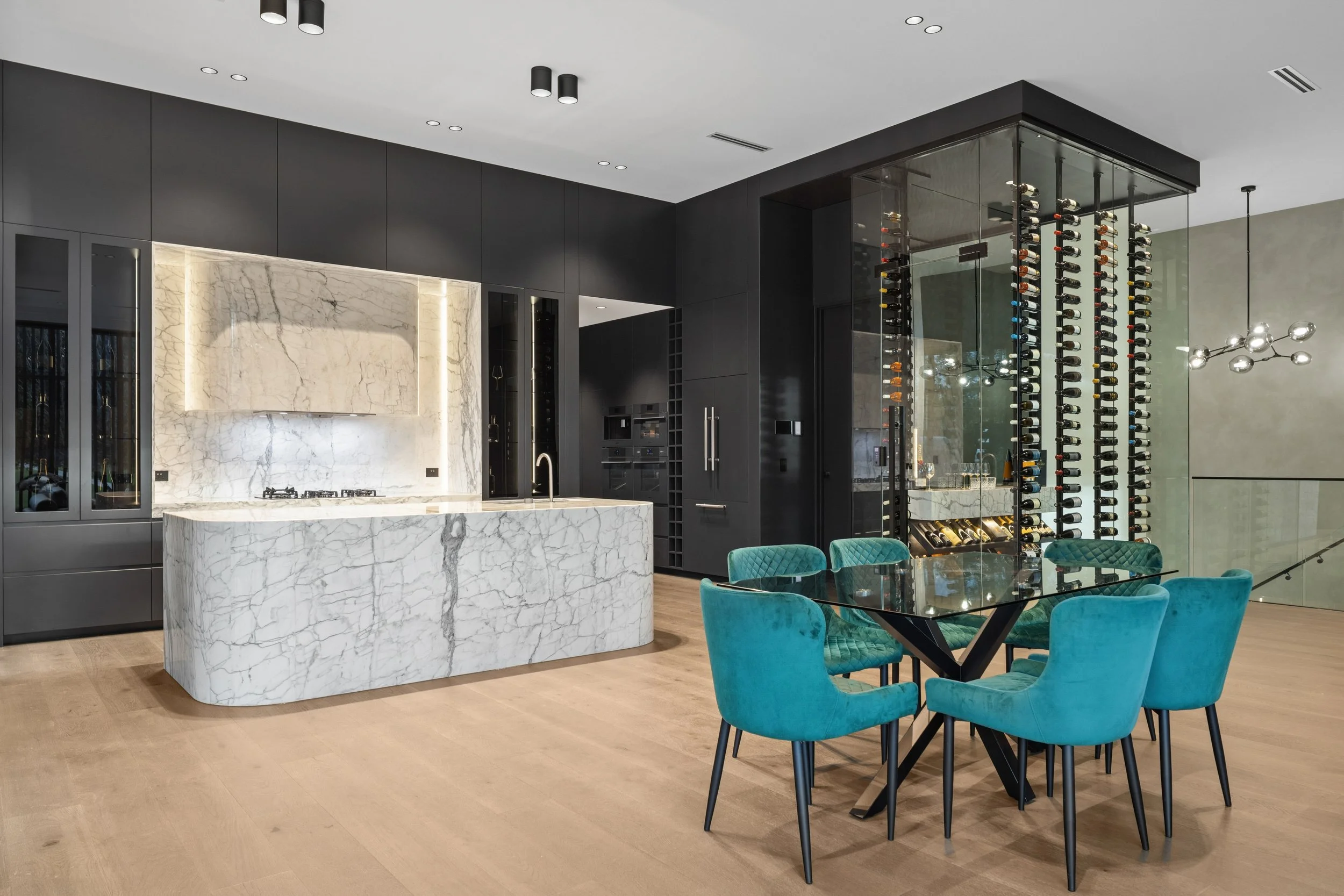 Melbourne Home Built with Marble from theSame Italian Quarries as the Colosseum