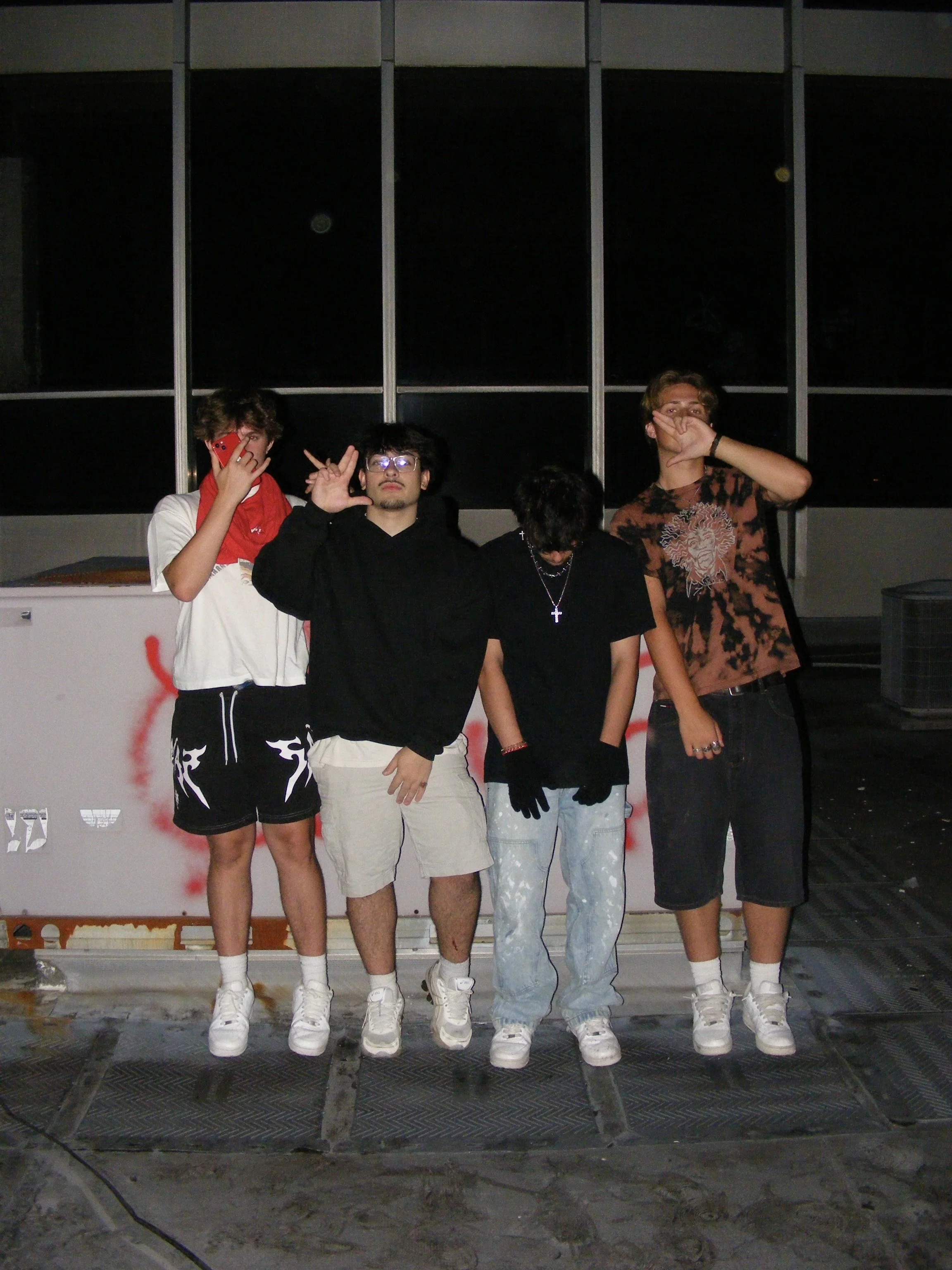 Group photo of JE